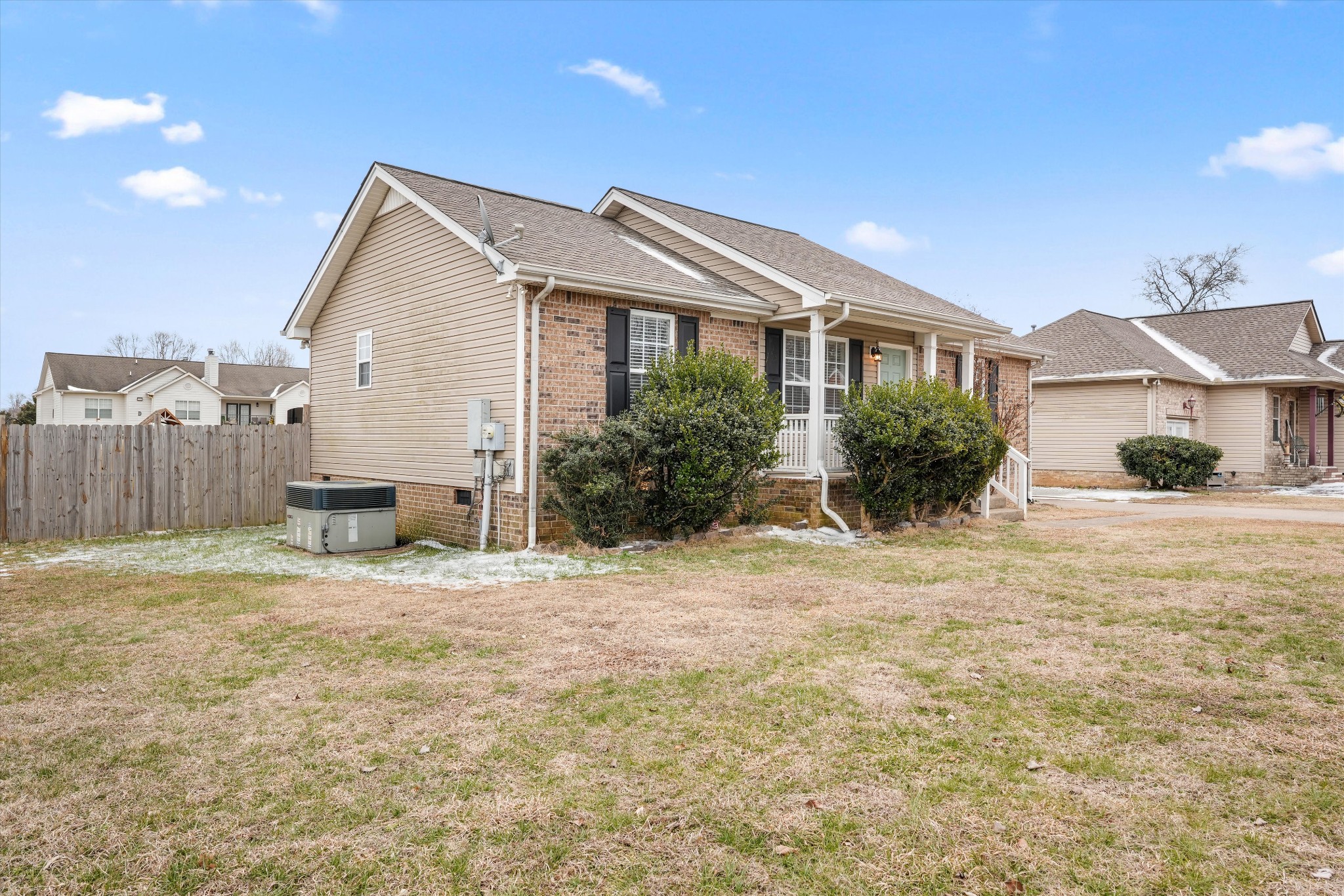 1367 Piercy Ct