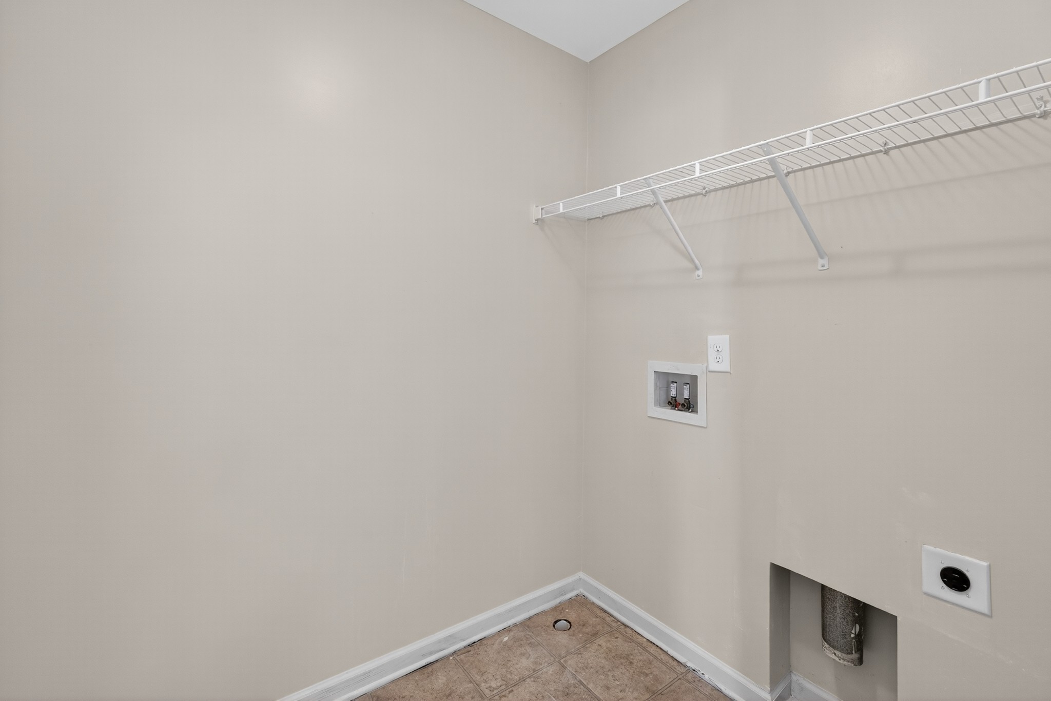 108 Suggs Dr