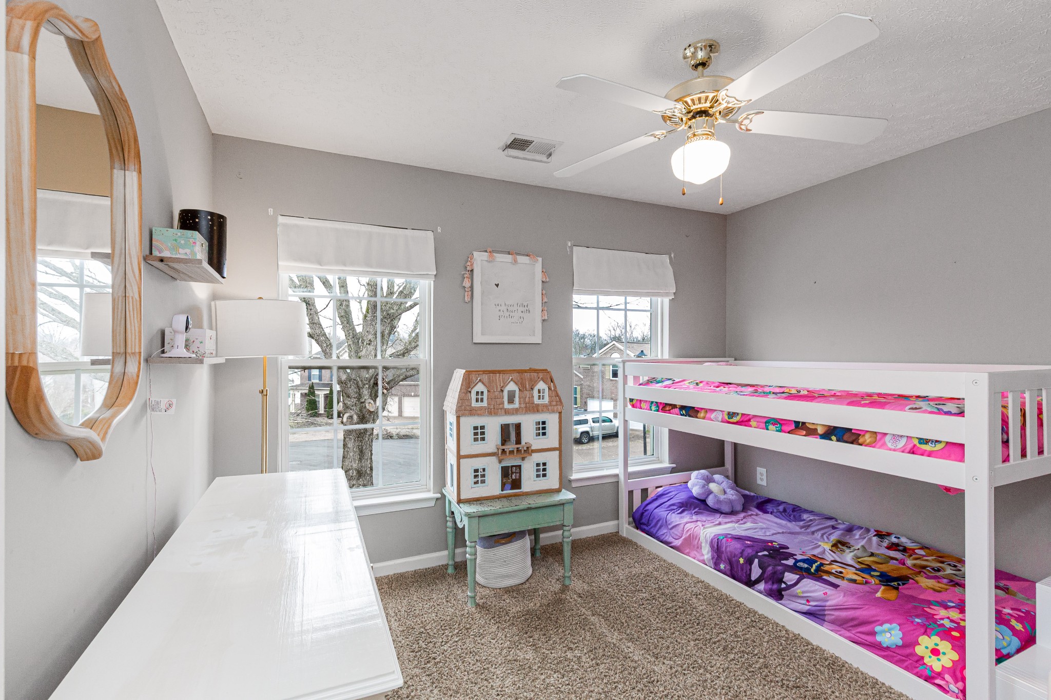 704 Amhearst Ct