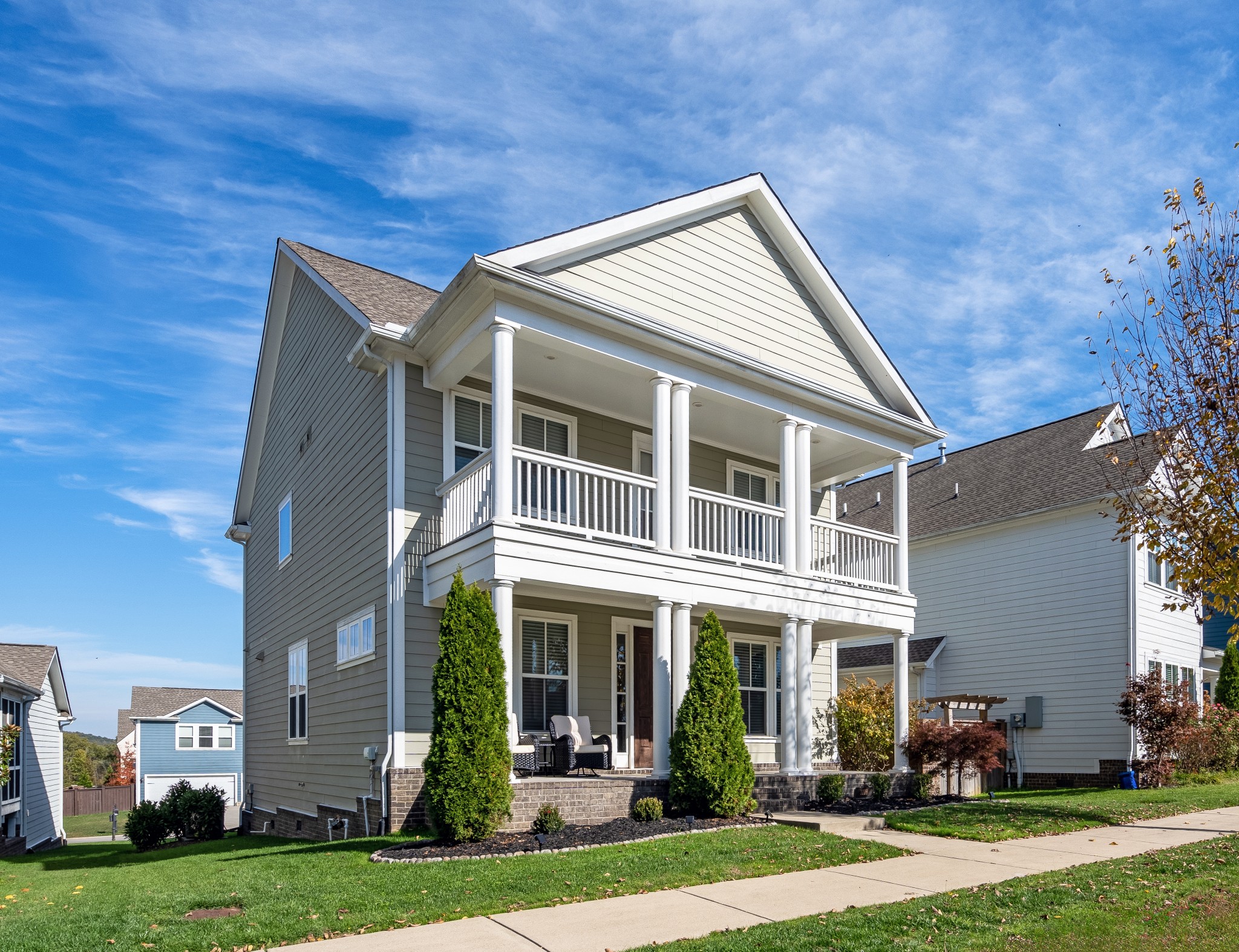 3228 Vinemont Dr