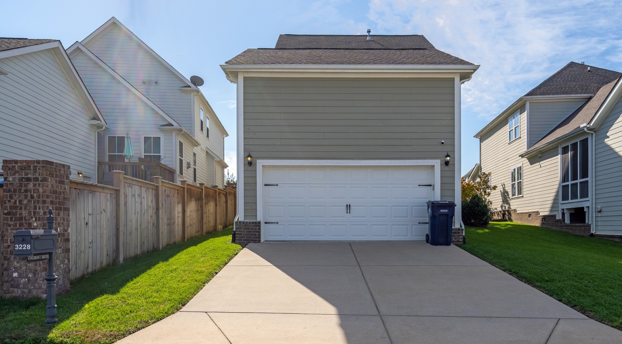 3228 Vinemont Dr