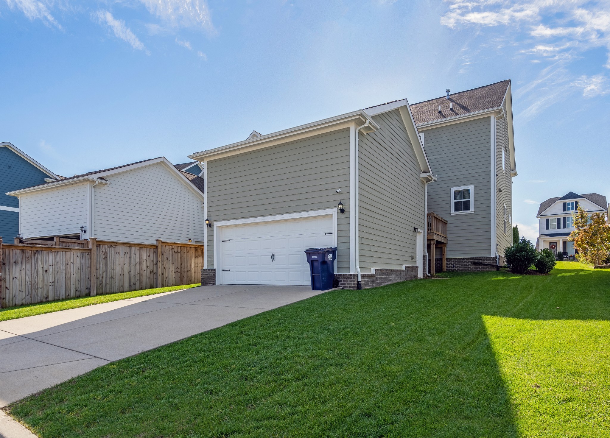 3228 Vinemont Dr
