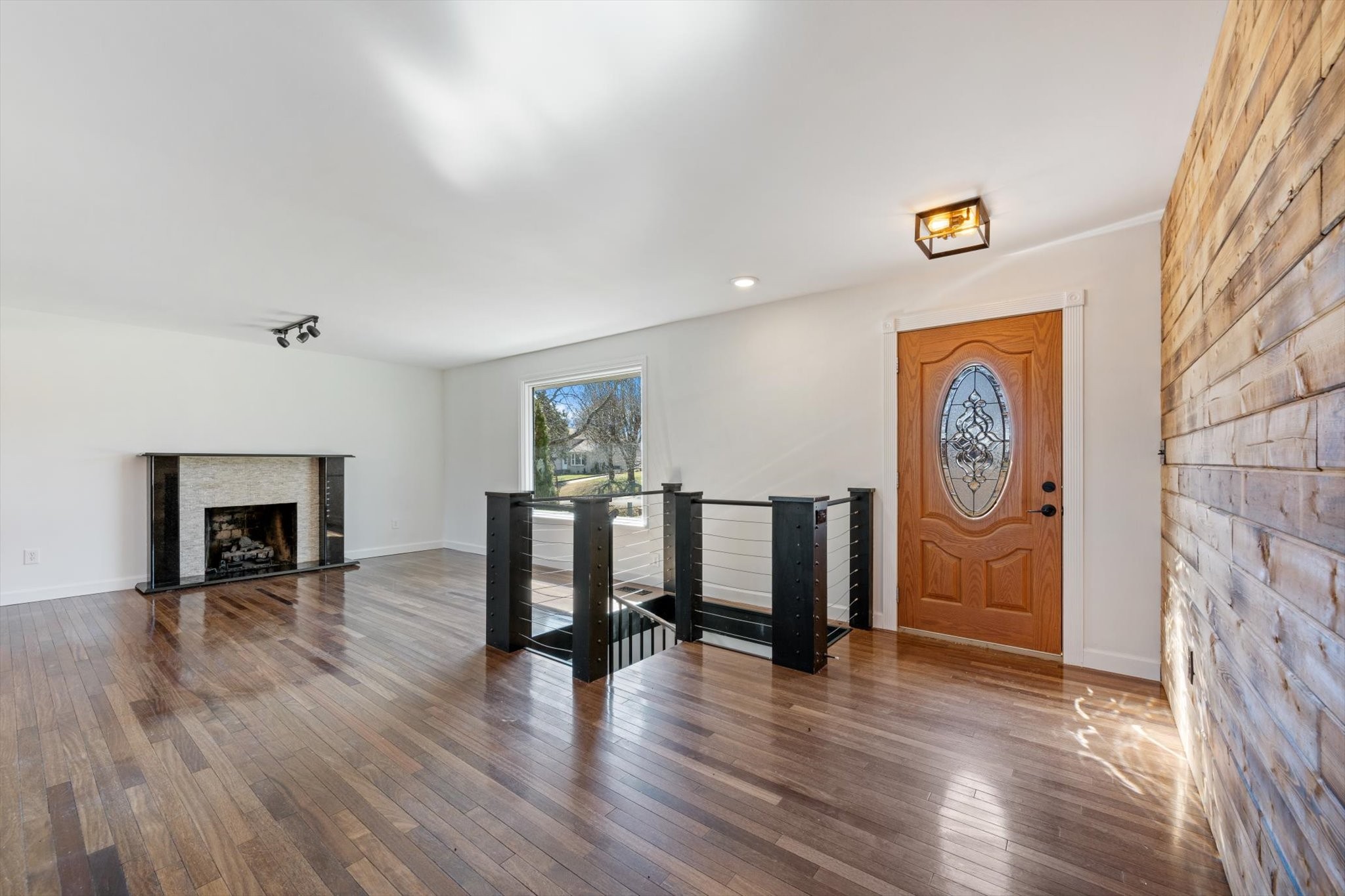 801 Countrywood Dr