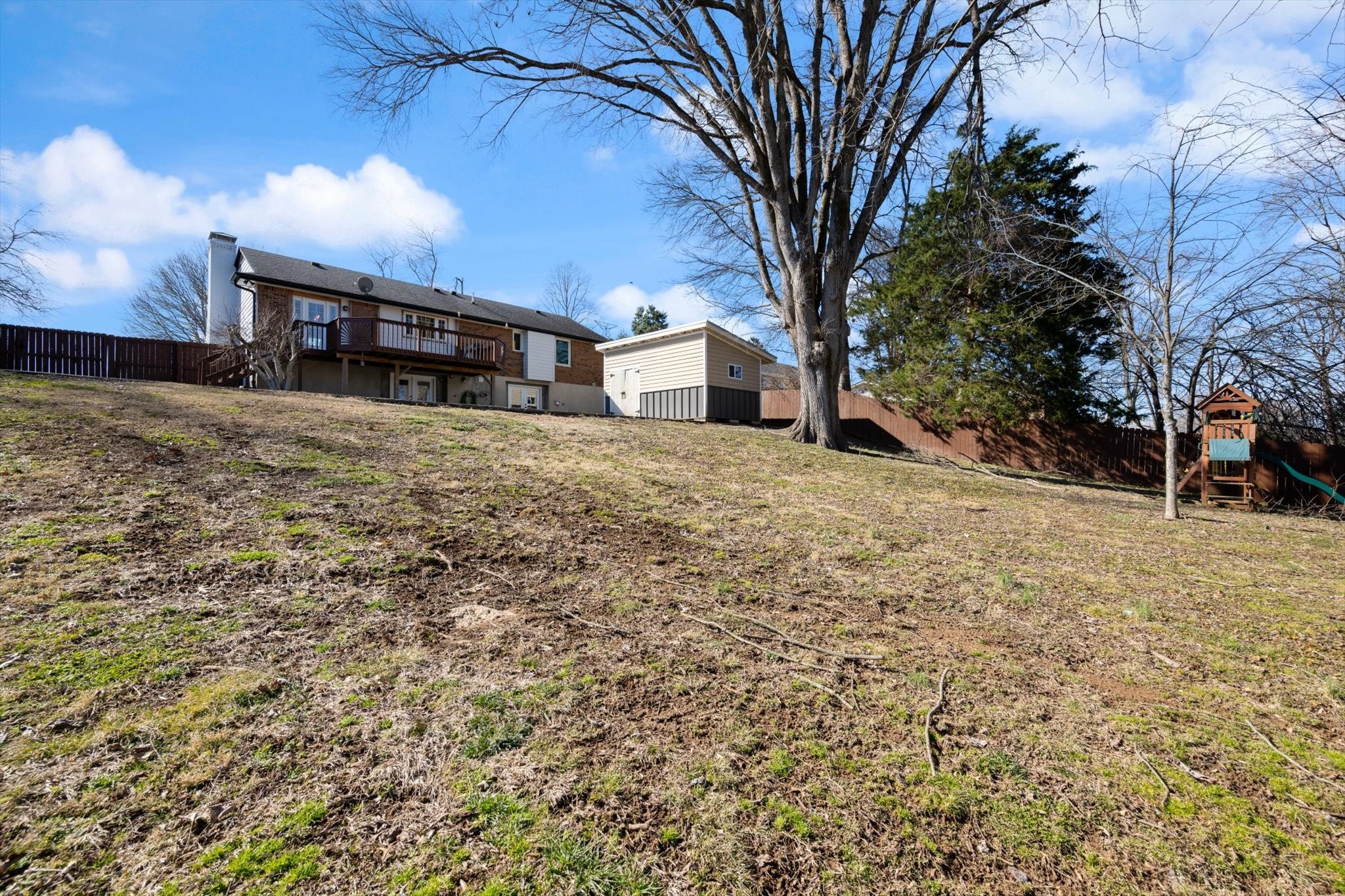 801 Countrywood Dr