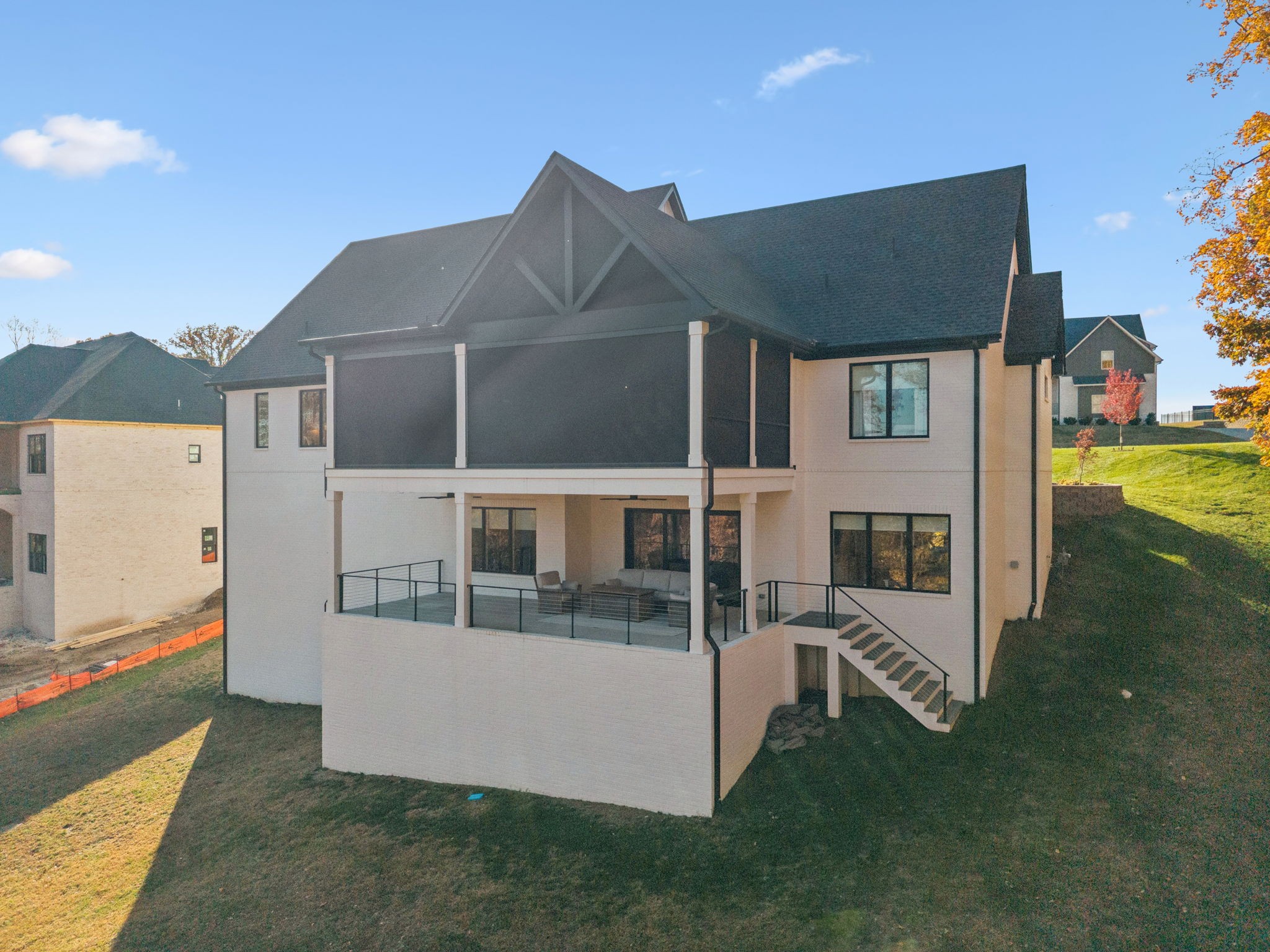 344 Raintree Dr