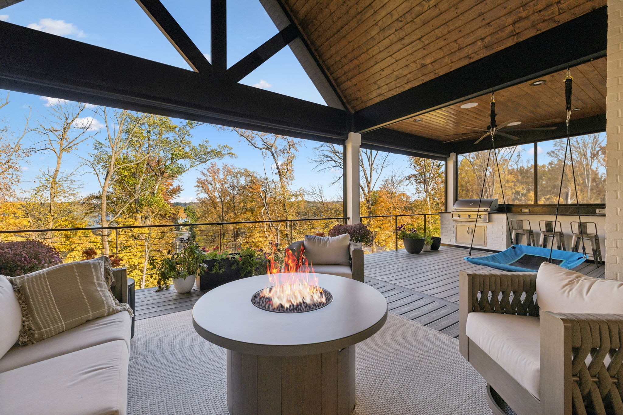 344 Raintree Dr