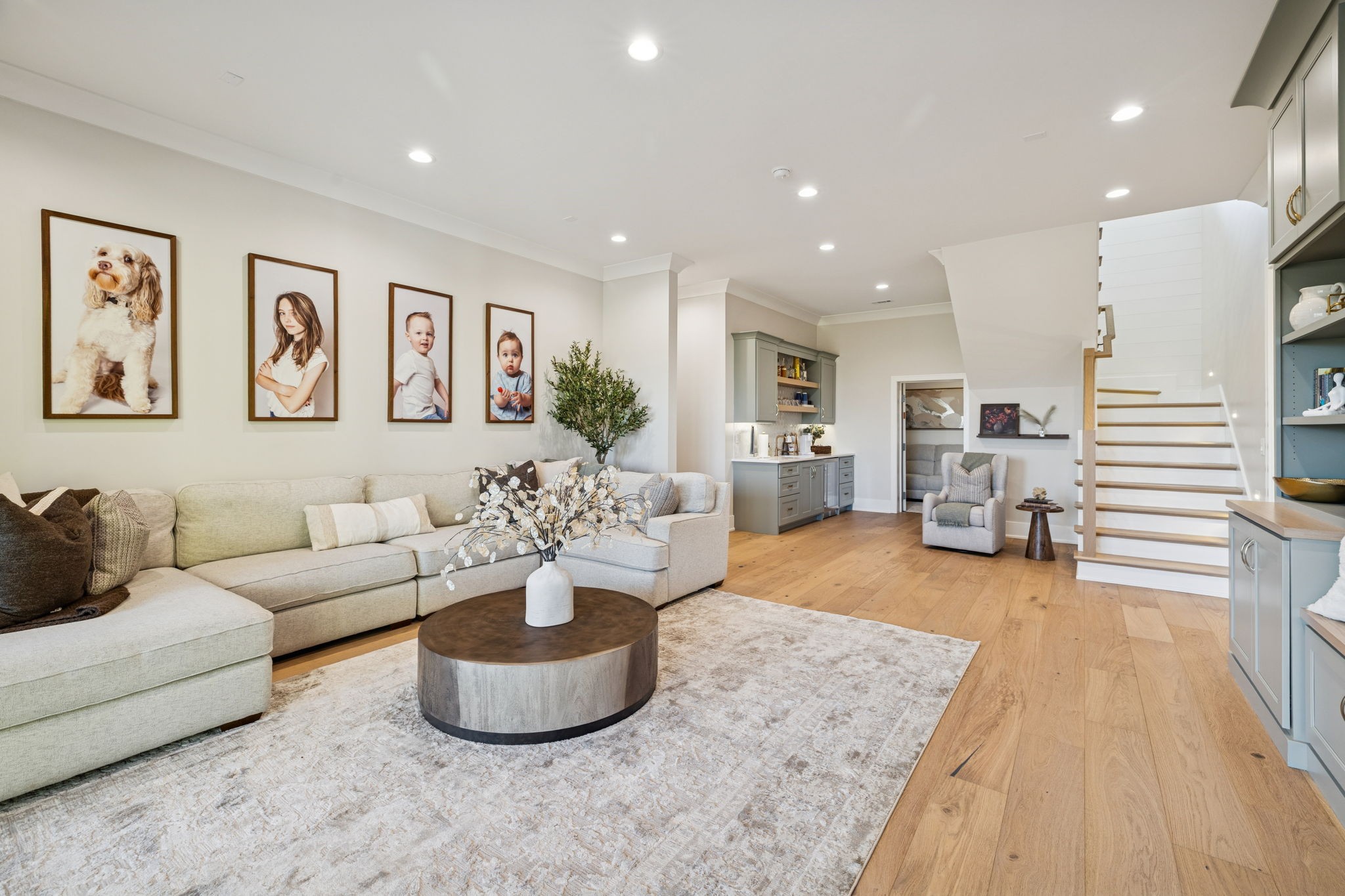 344 Raintree Dr