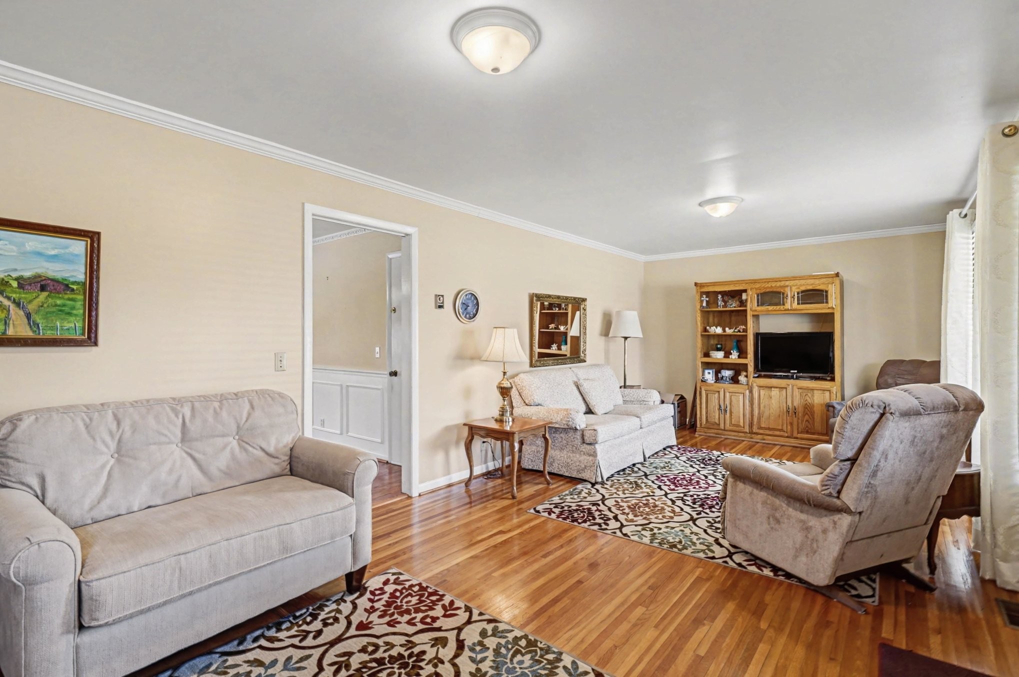 102 Hickory Trce