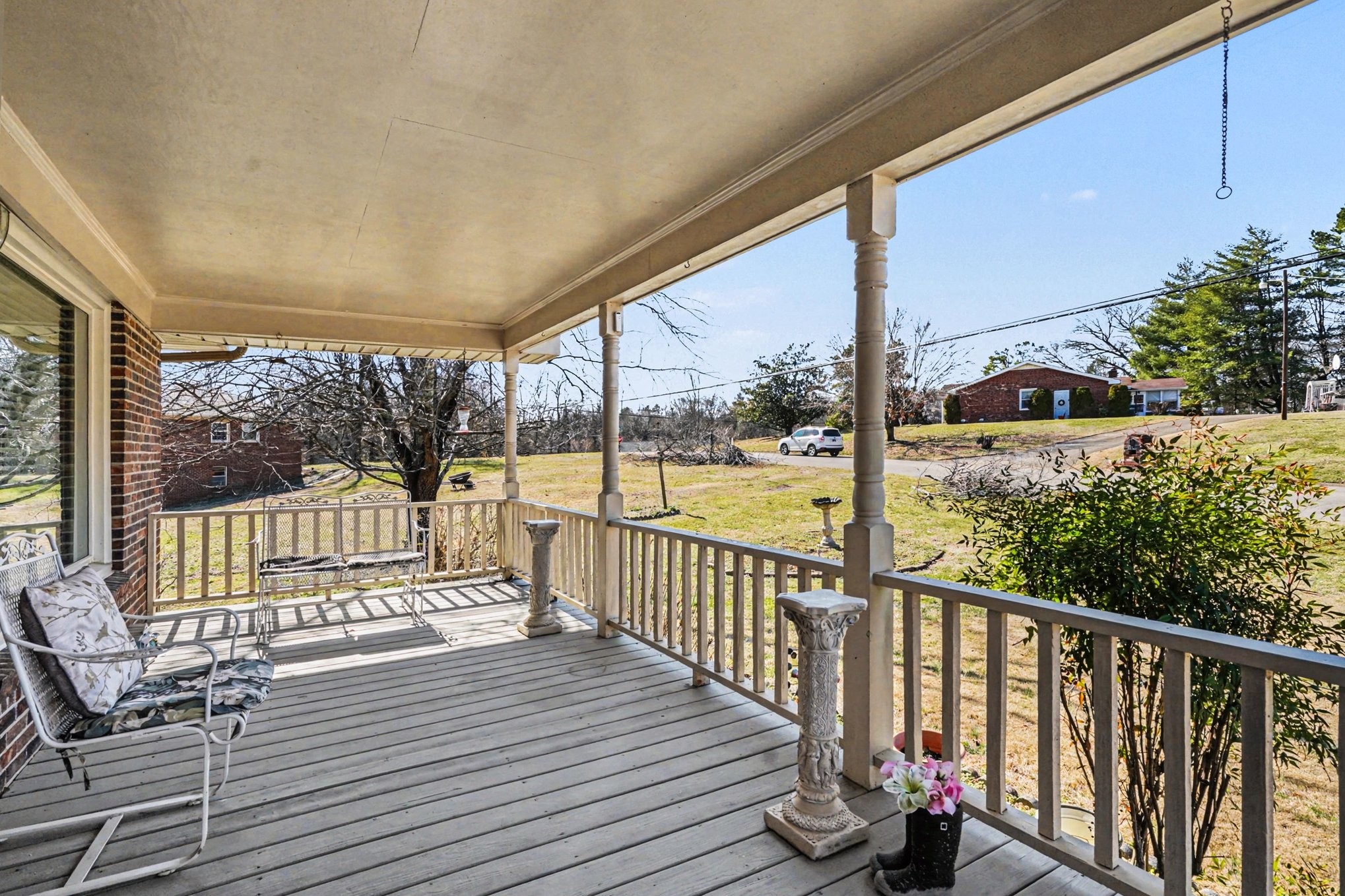 102 Hickory Trce