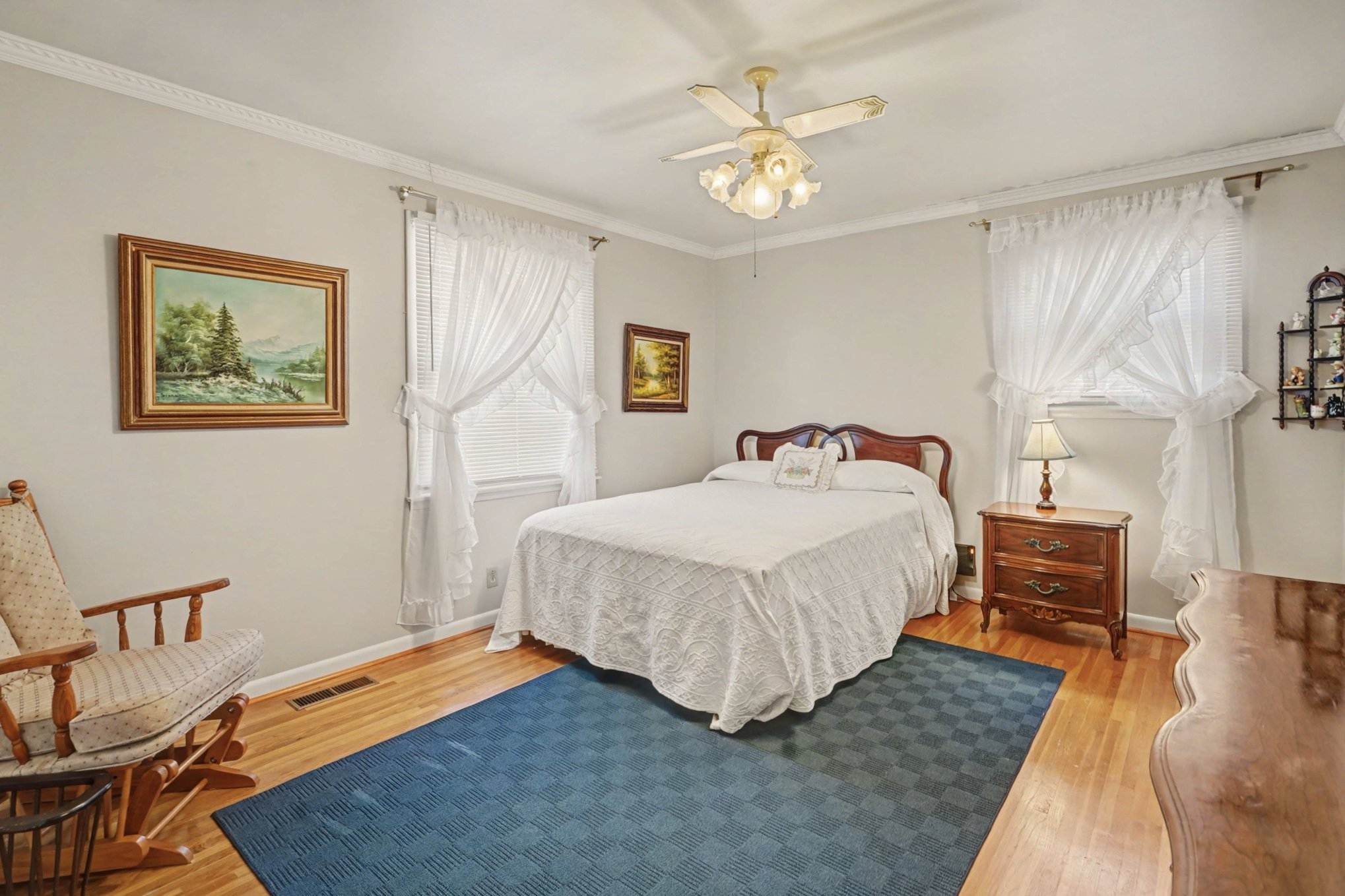 102 Hickory Trce