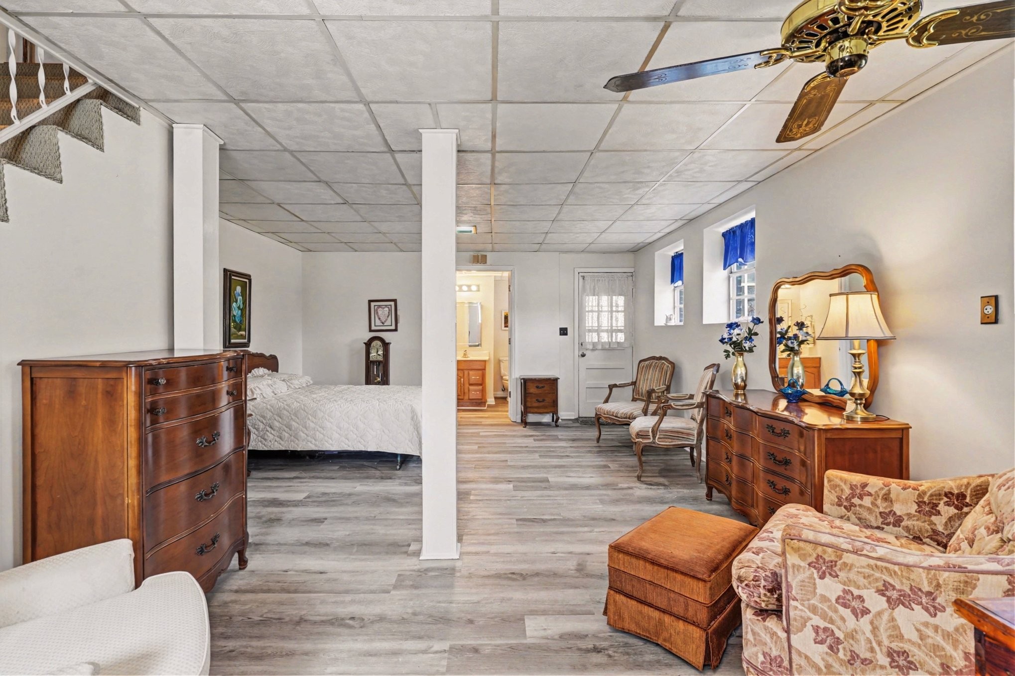 102 Hickory Trce