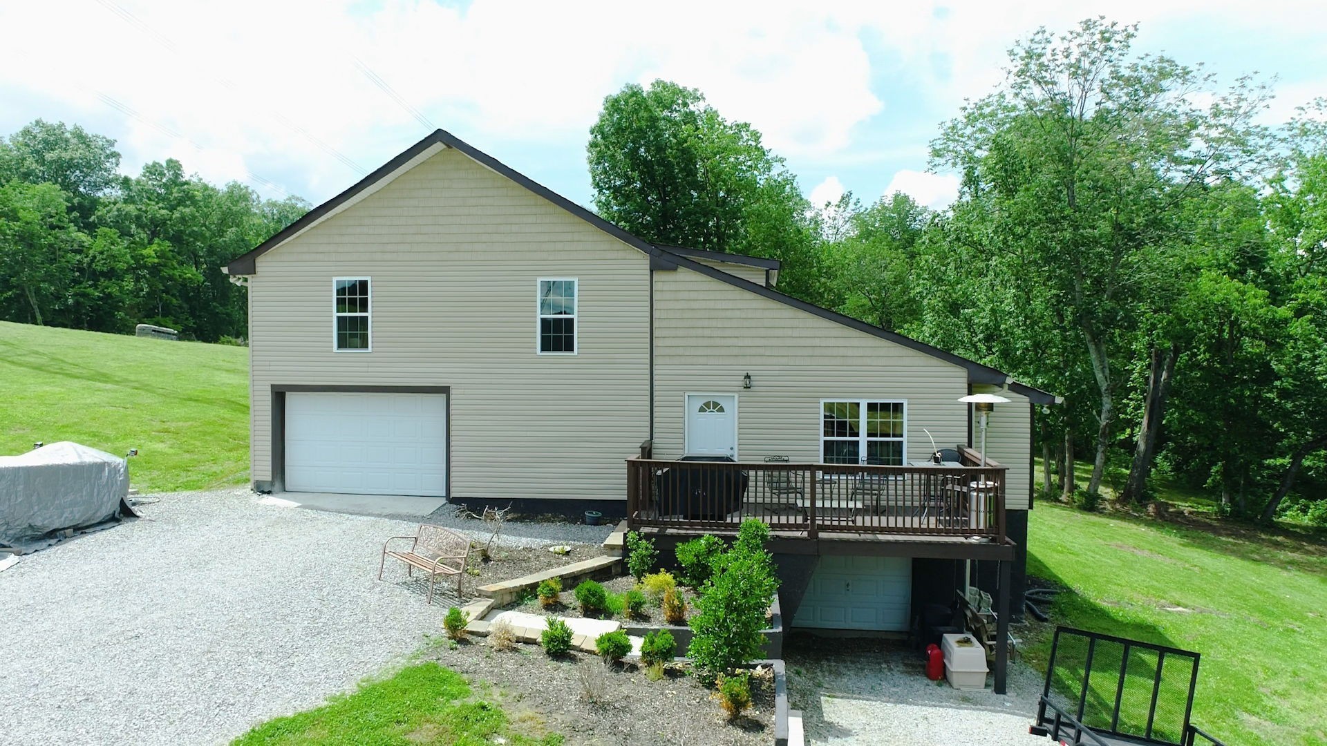 2636 Leeville Rd