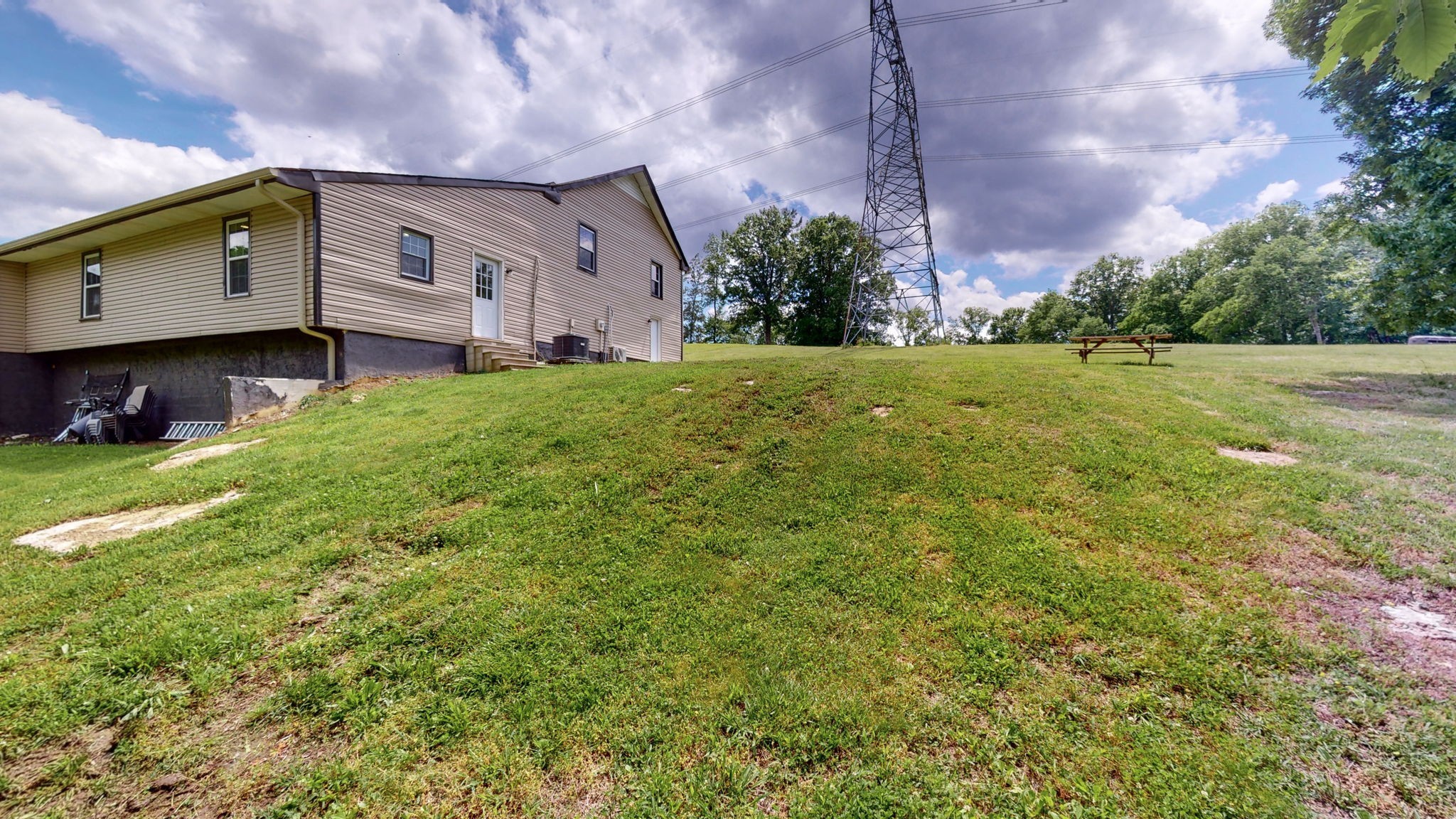 2636 Leeville Rd