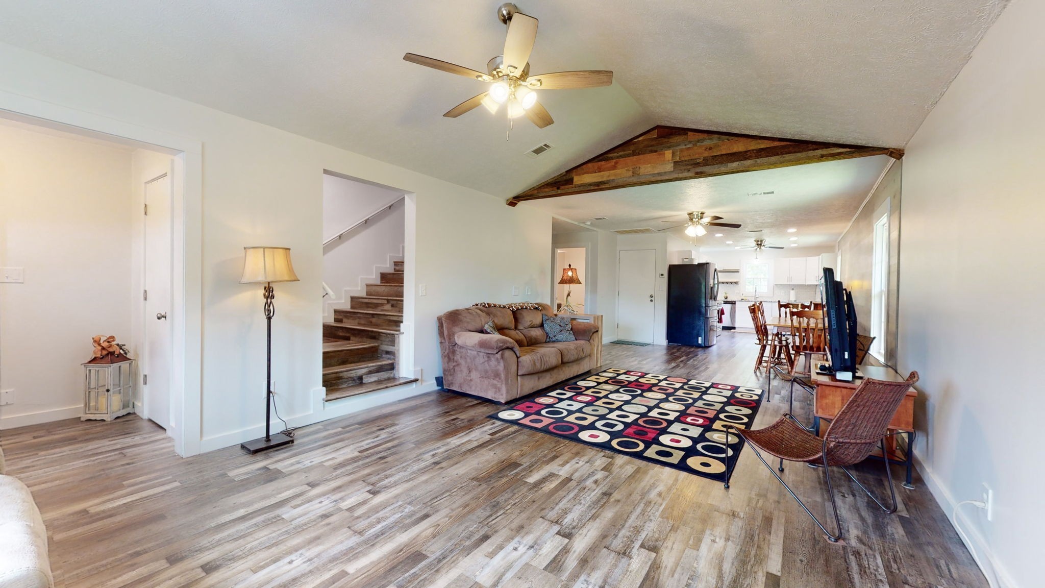 2636 Leeville Rd