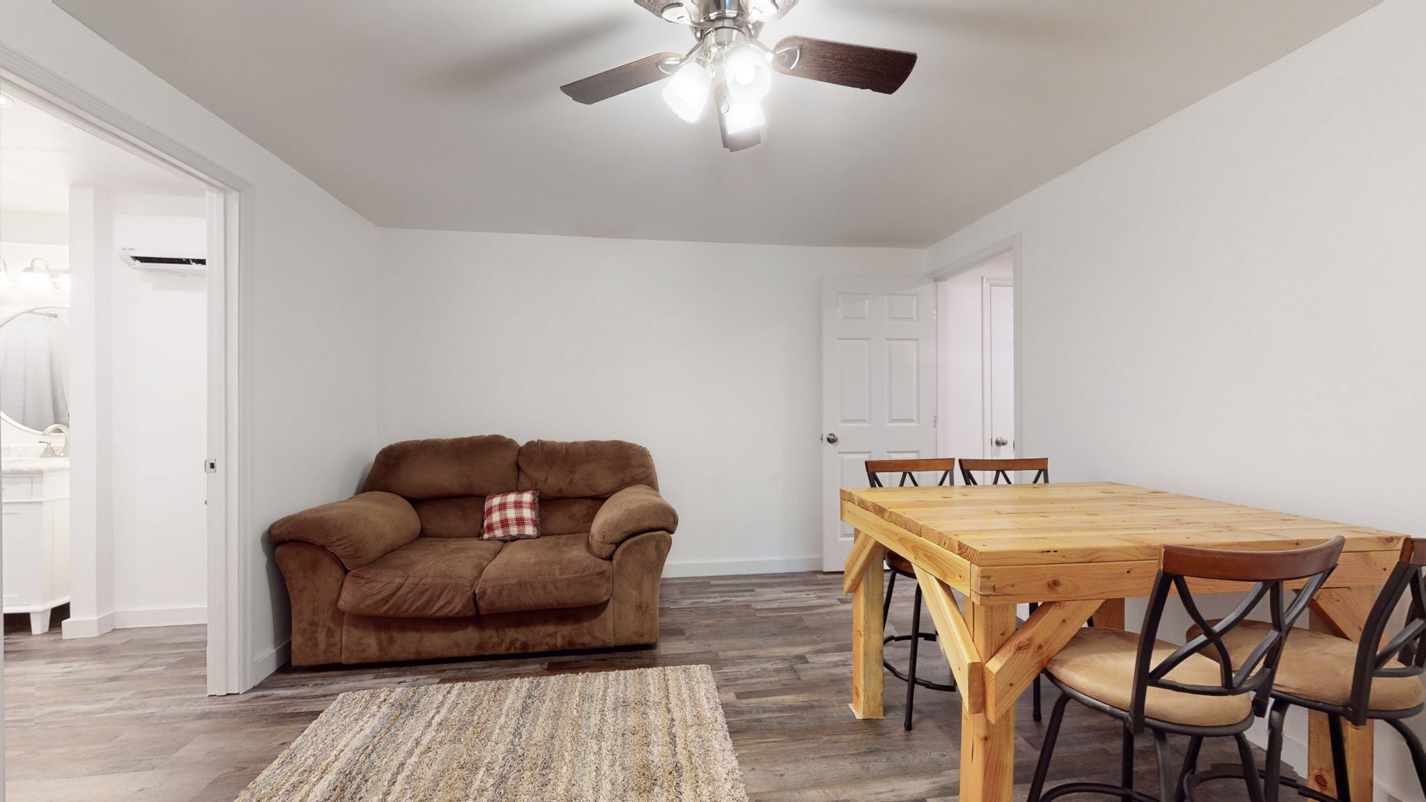 2636 Leeville Rd