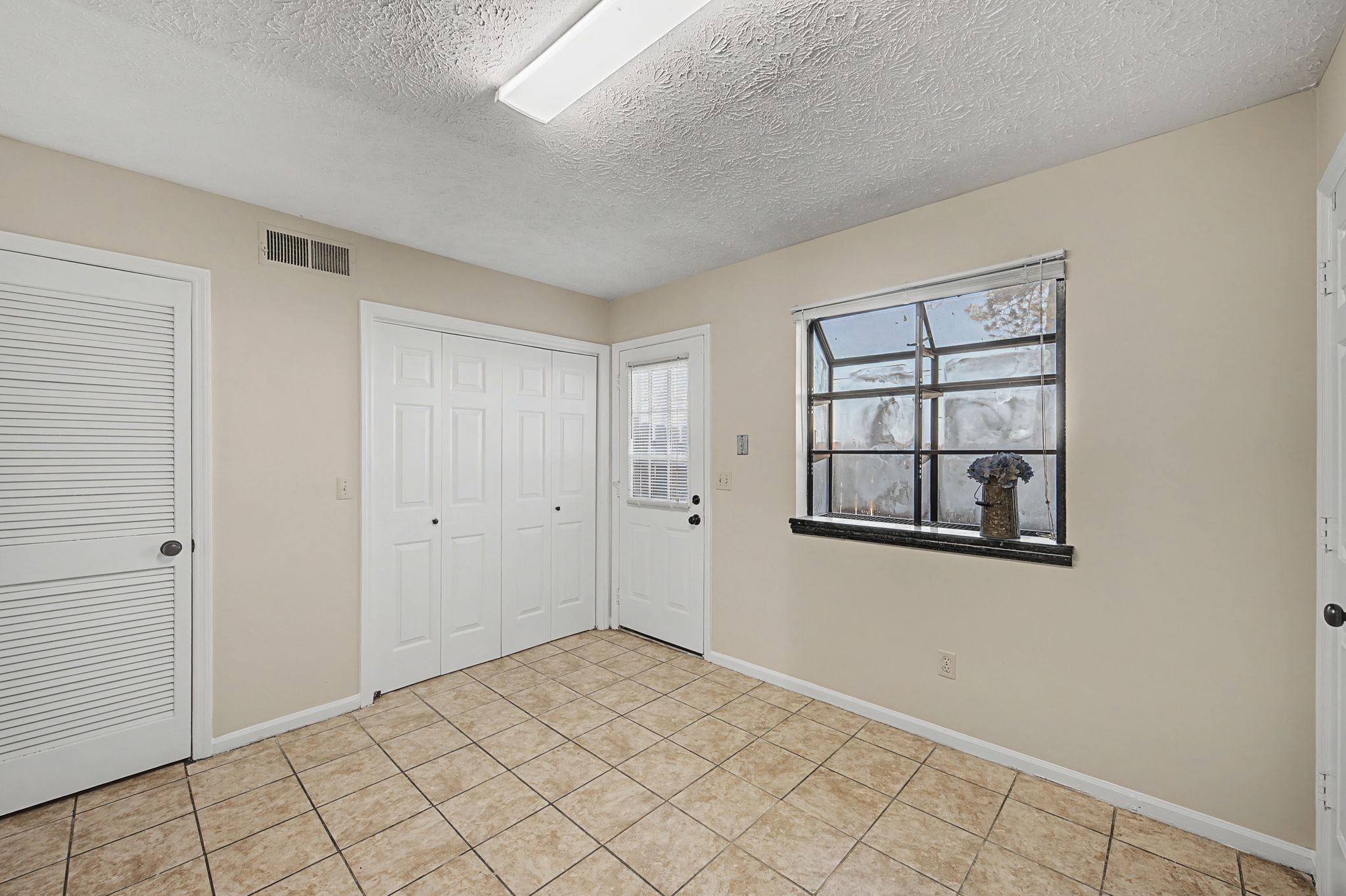 116 Beech Forge Dr