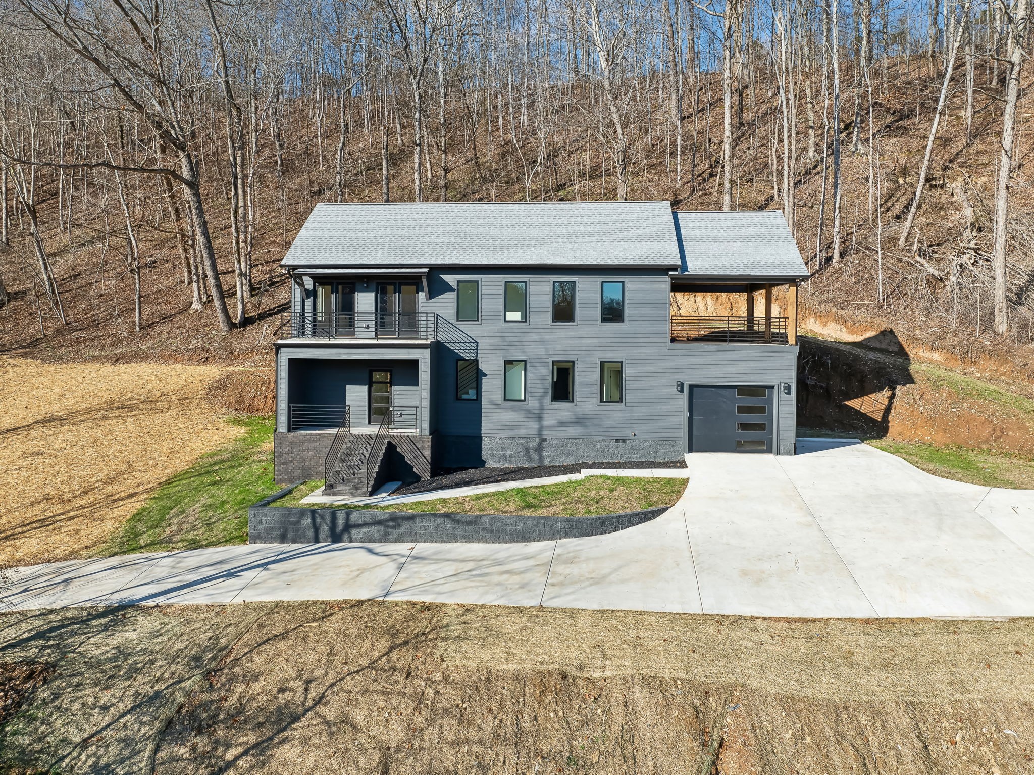 921 Blackberry Ridge Way