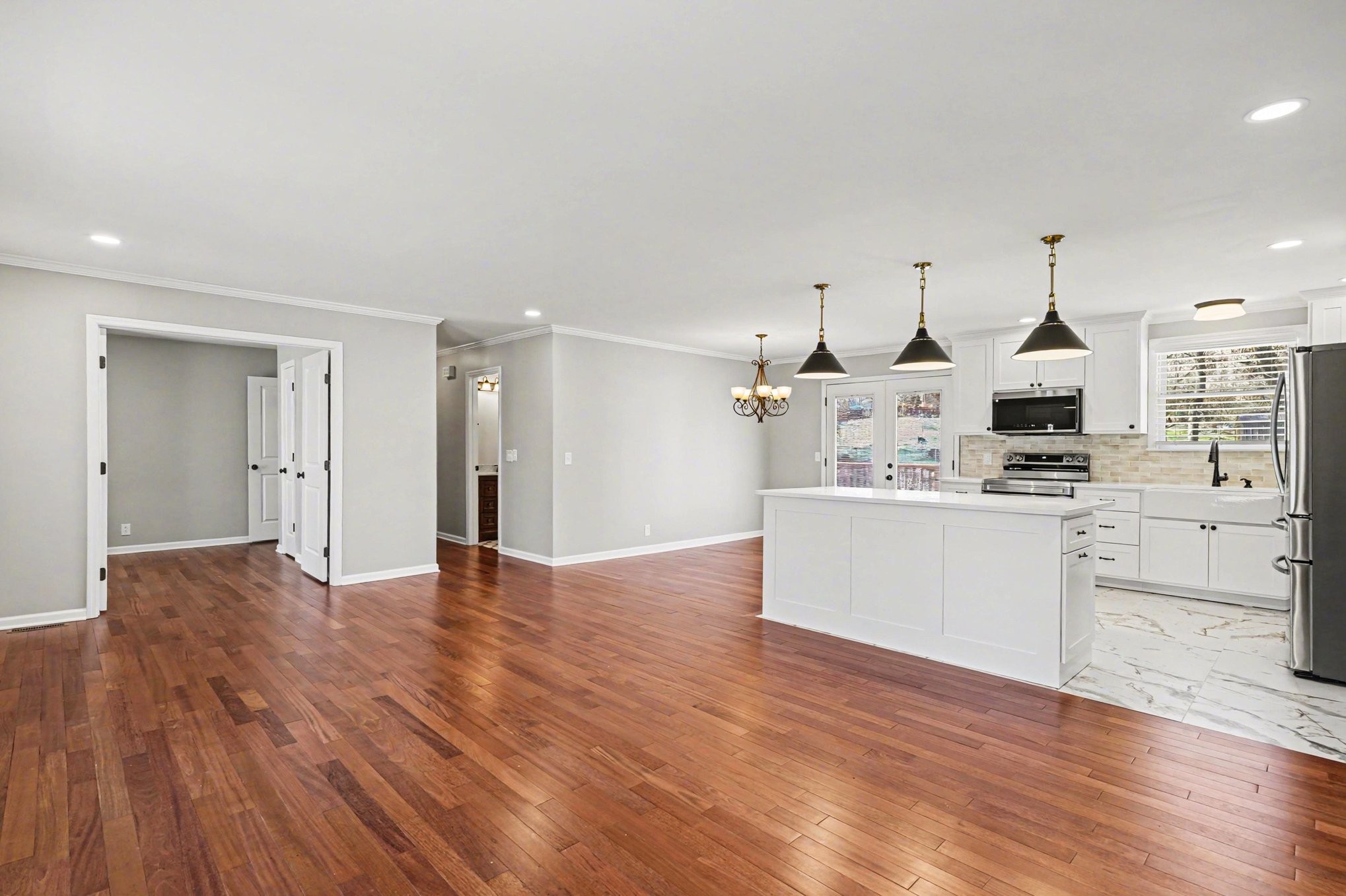 545 Springmont Blvd