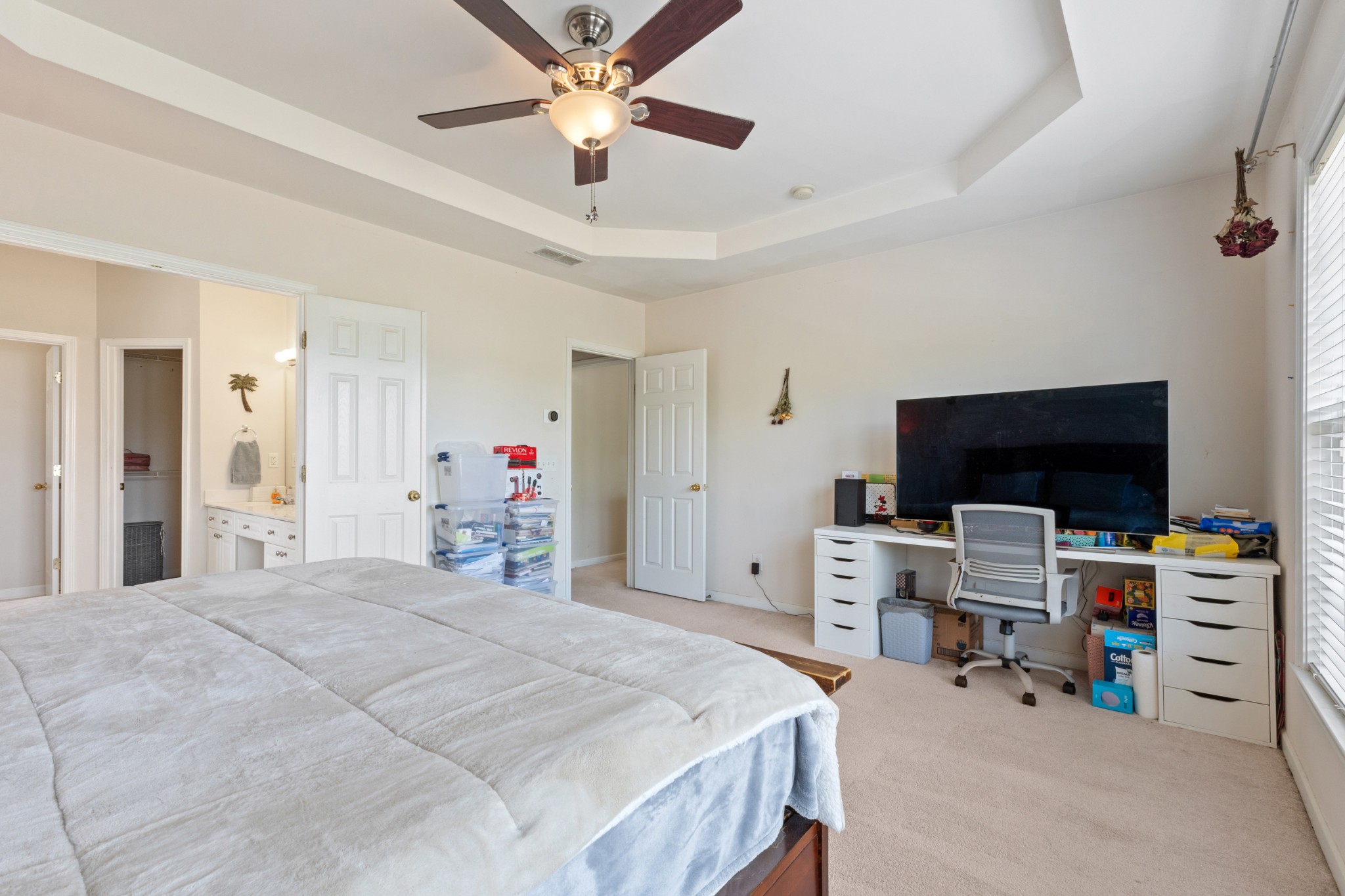 1671 W Wilson Blvd