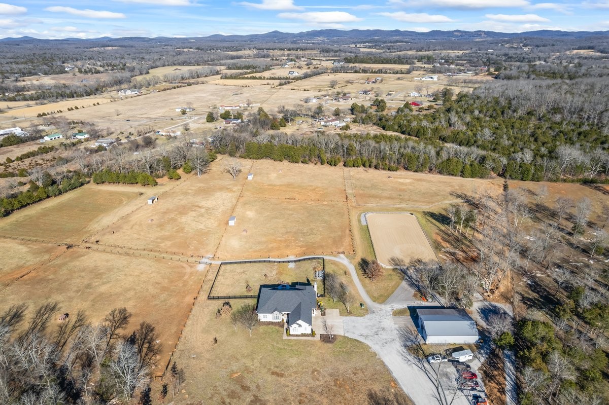 351 Barlow Ln