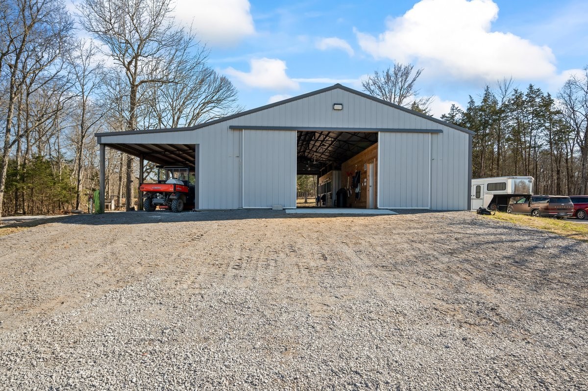351 Barlow Ln