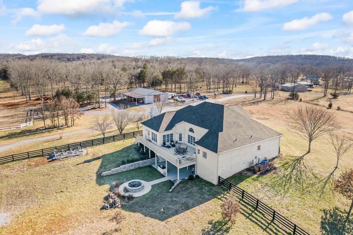 351 Barlow Ln