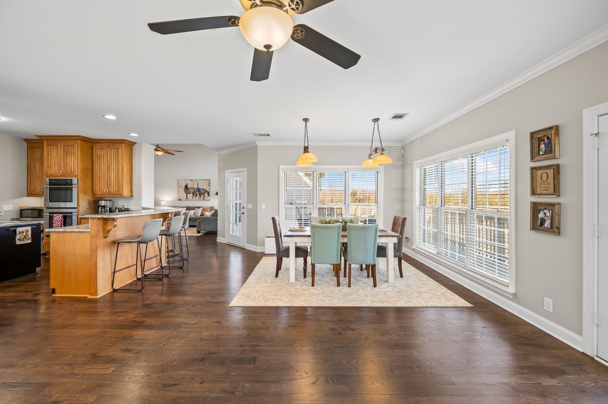 351 Barlow Ln
