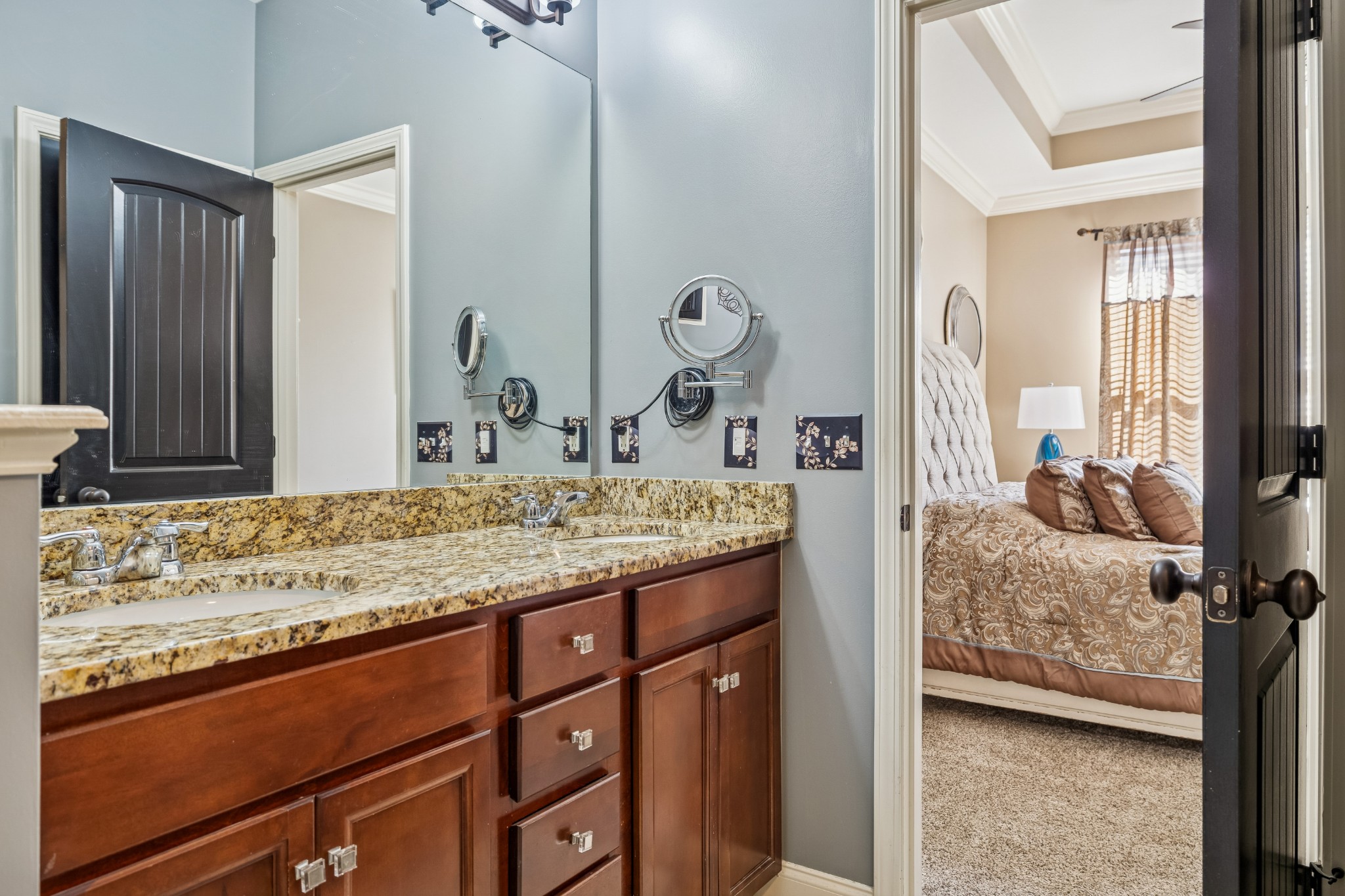 323 Windgrove Ter