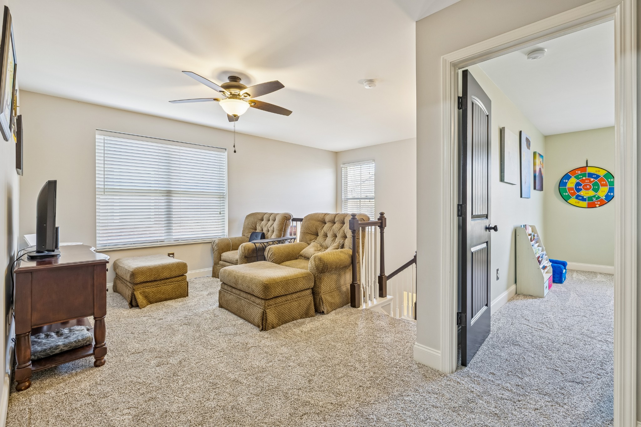 323 Windgrove Ter