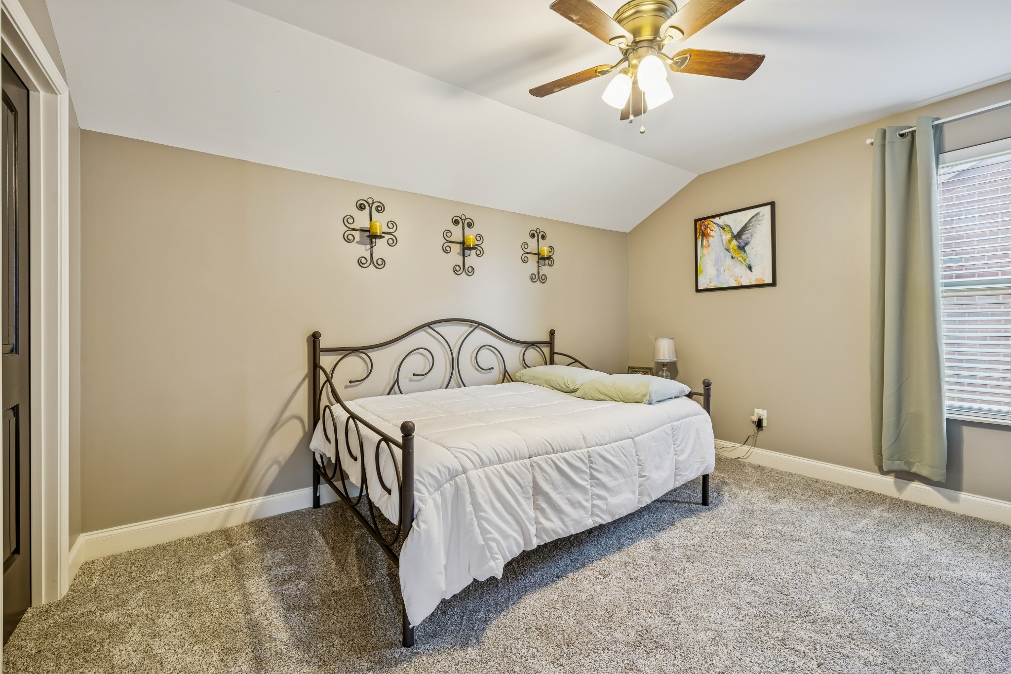 323 Windgrove Ter