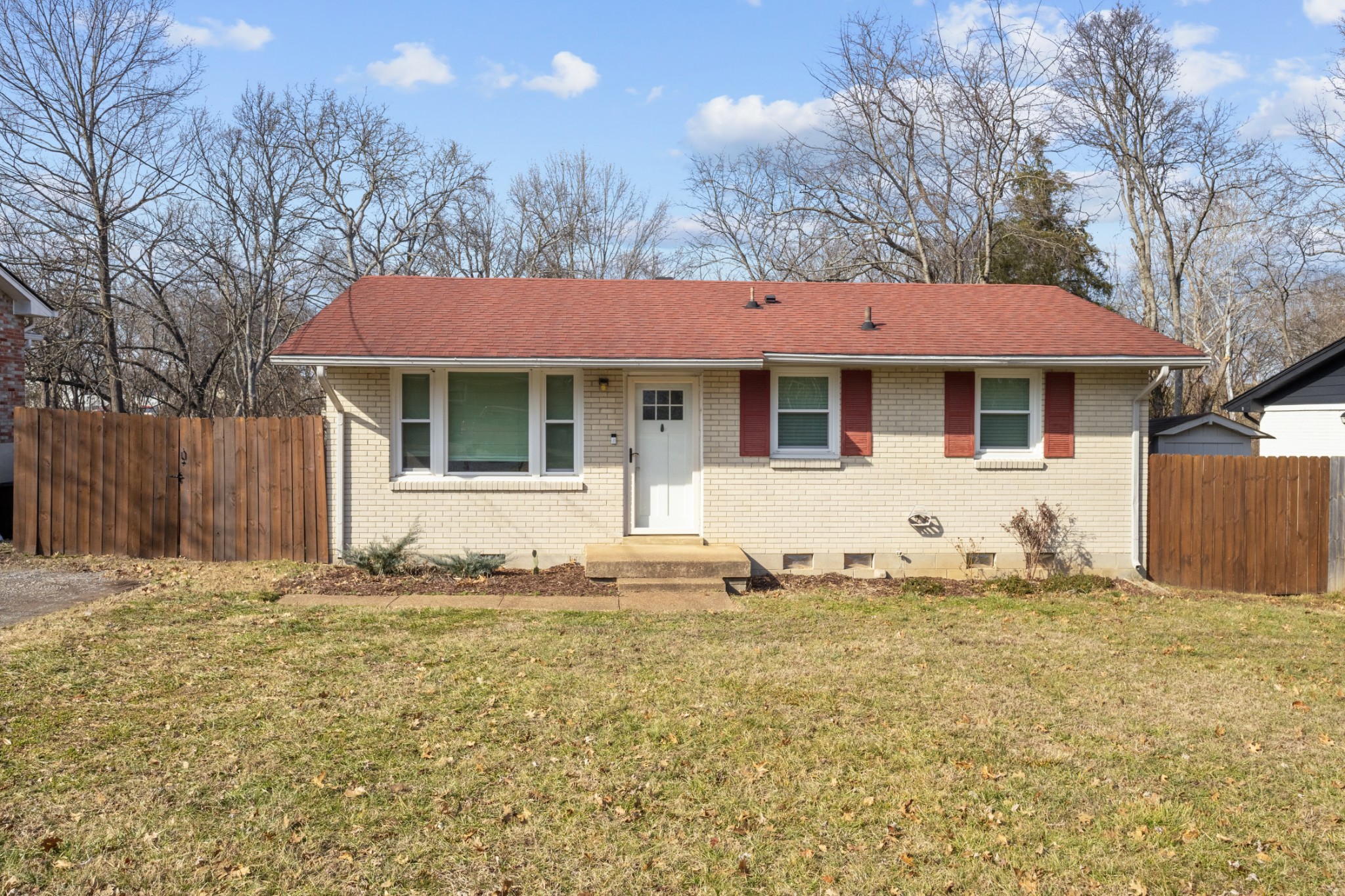 327 Dinwiddie Dr