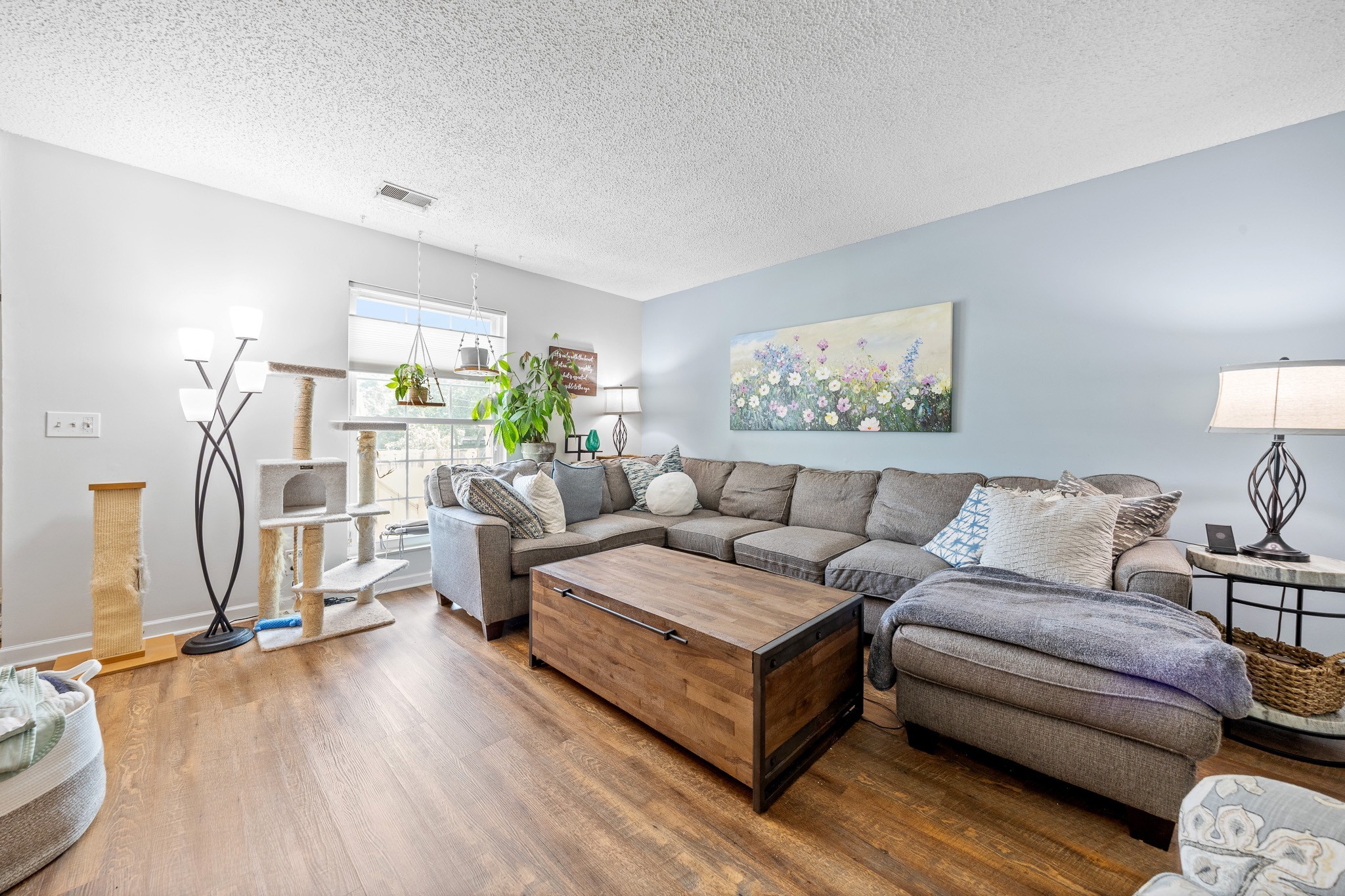 3506 New Windsor Ct