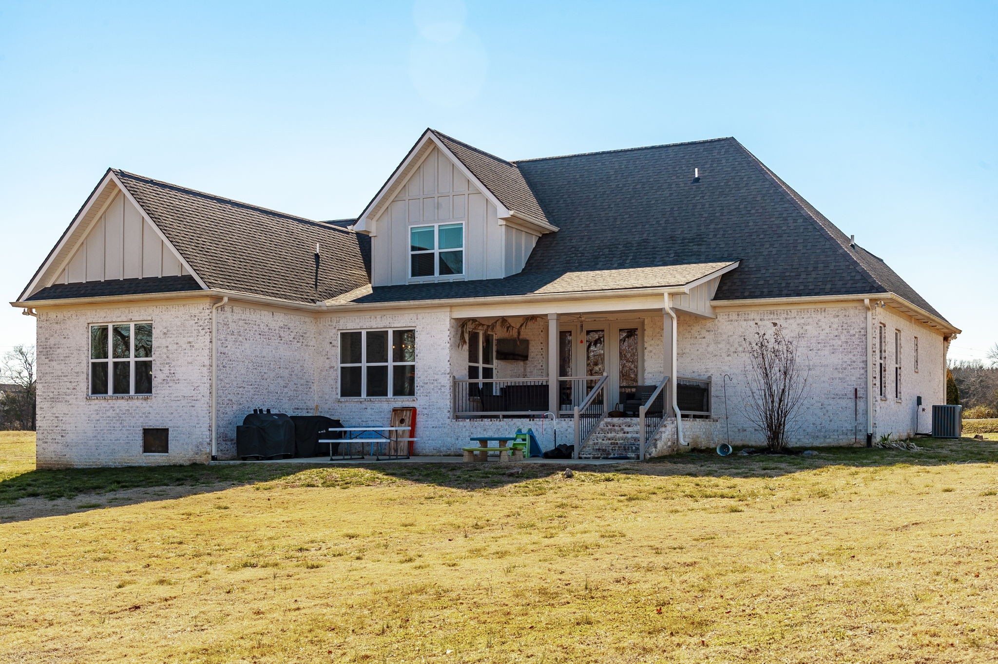 1034 Maple Hill Rd
