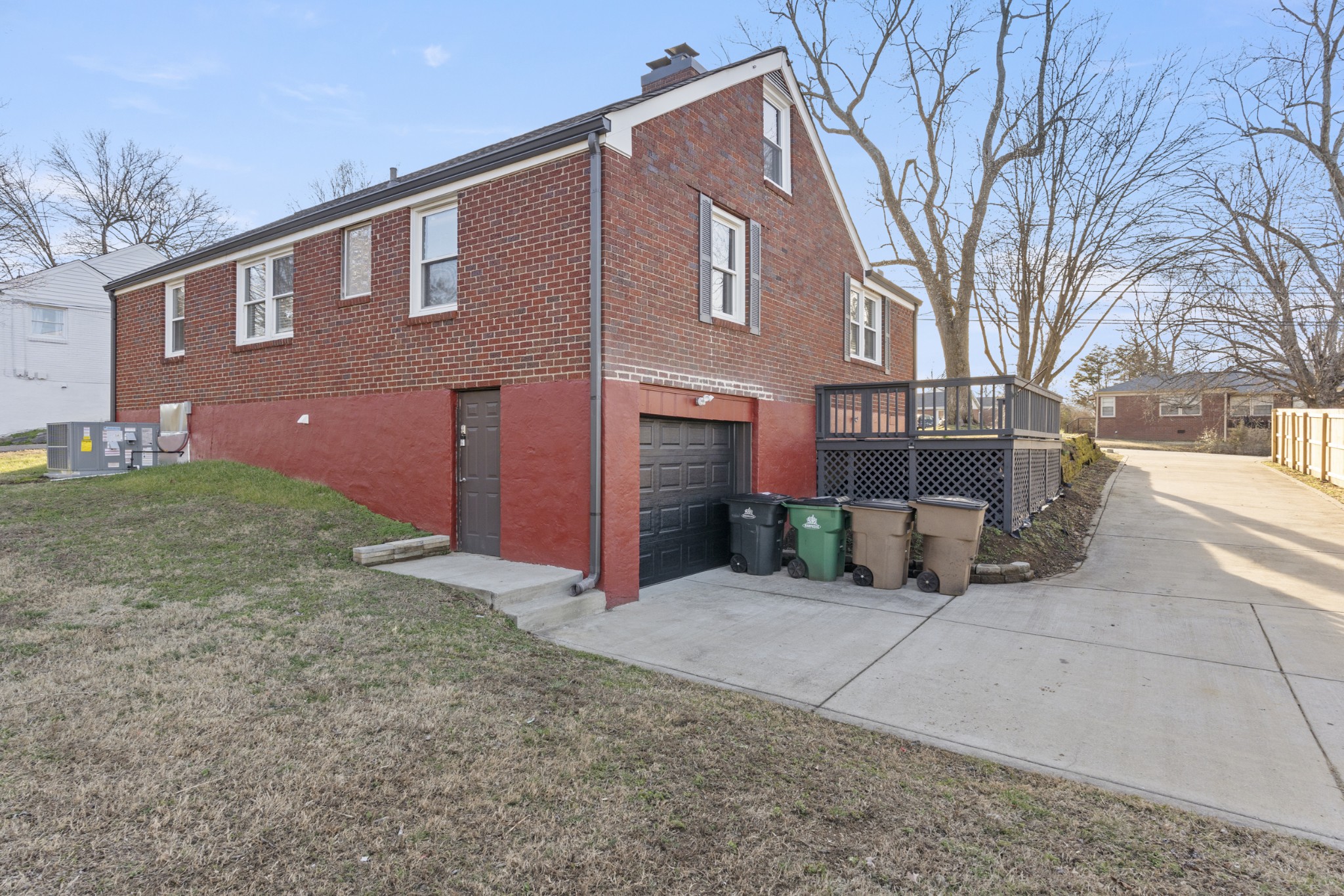 203 Fairway Dr