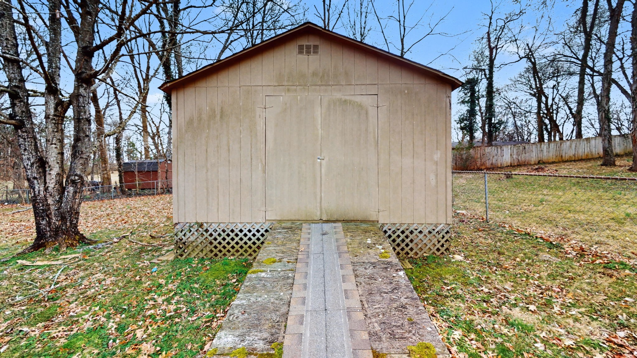 1618 Woodside Dr