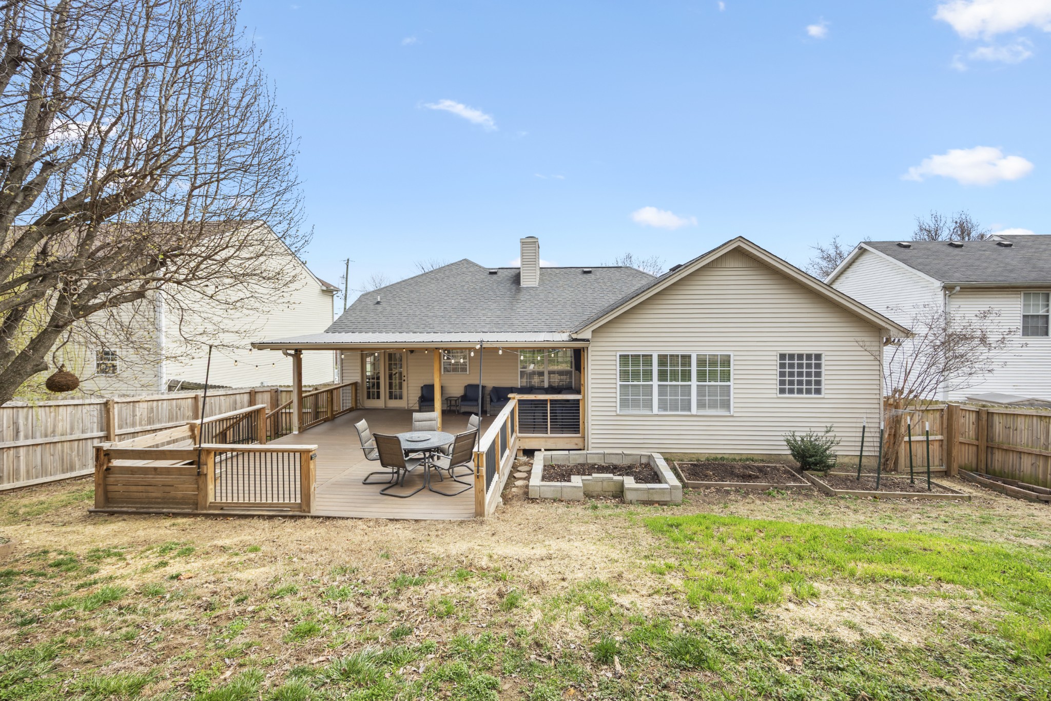 1973 Dunedin Dr