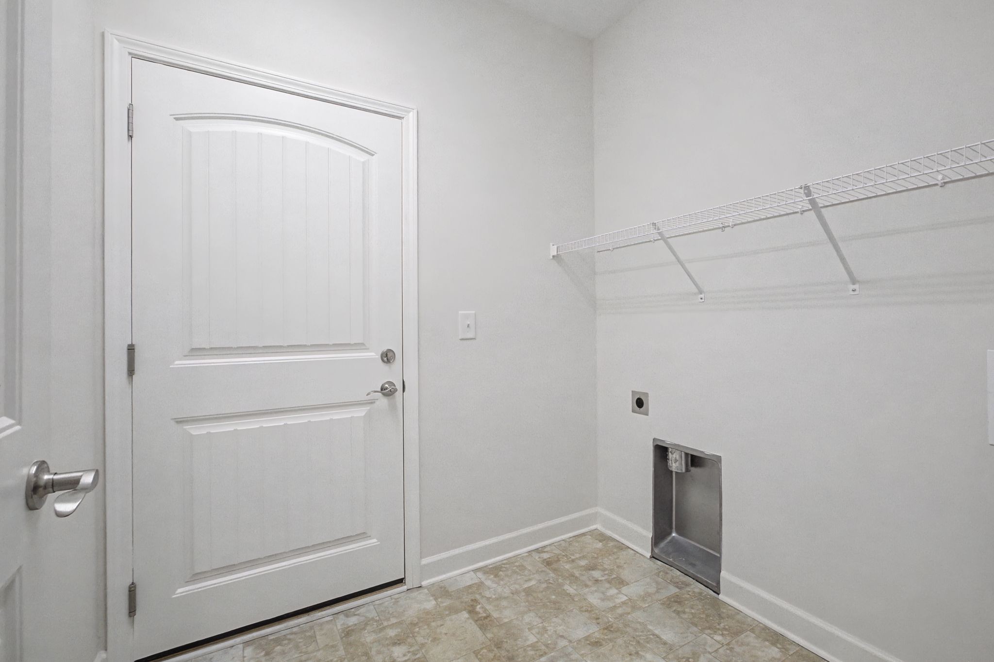 4590 Boxcroft Cir