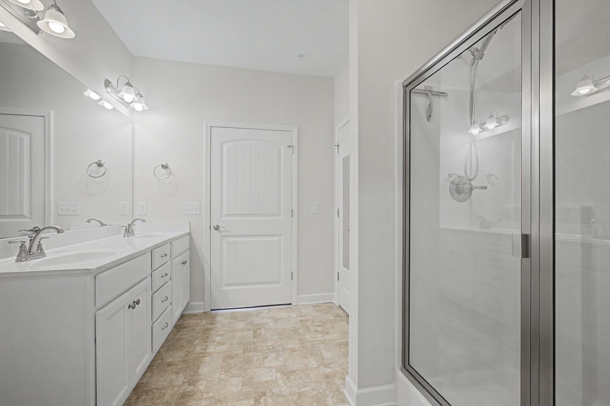 4590 Boxcroft Cir