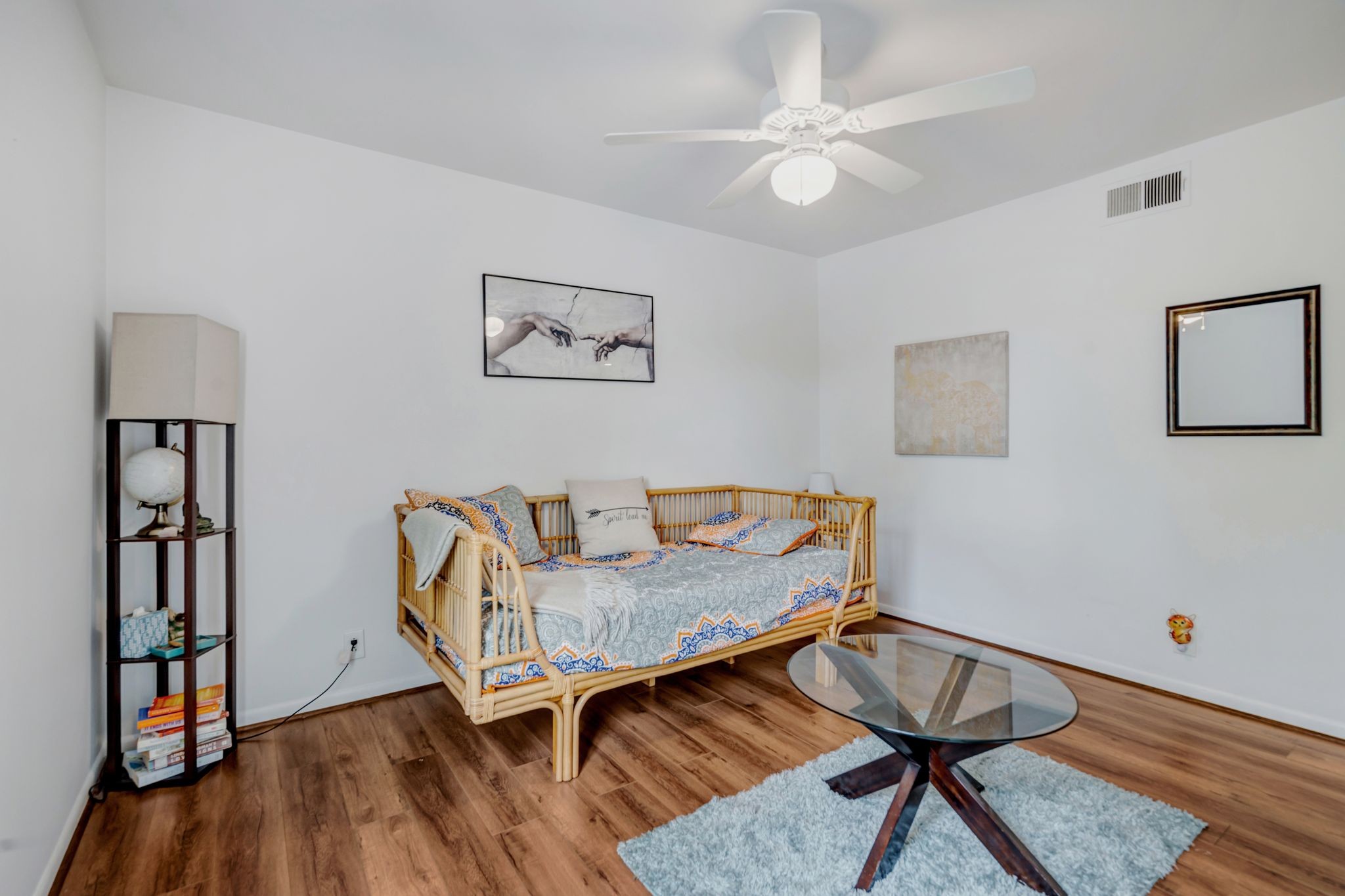 1900 Richard Jones Rd Unit: Z4