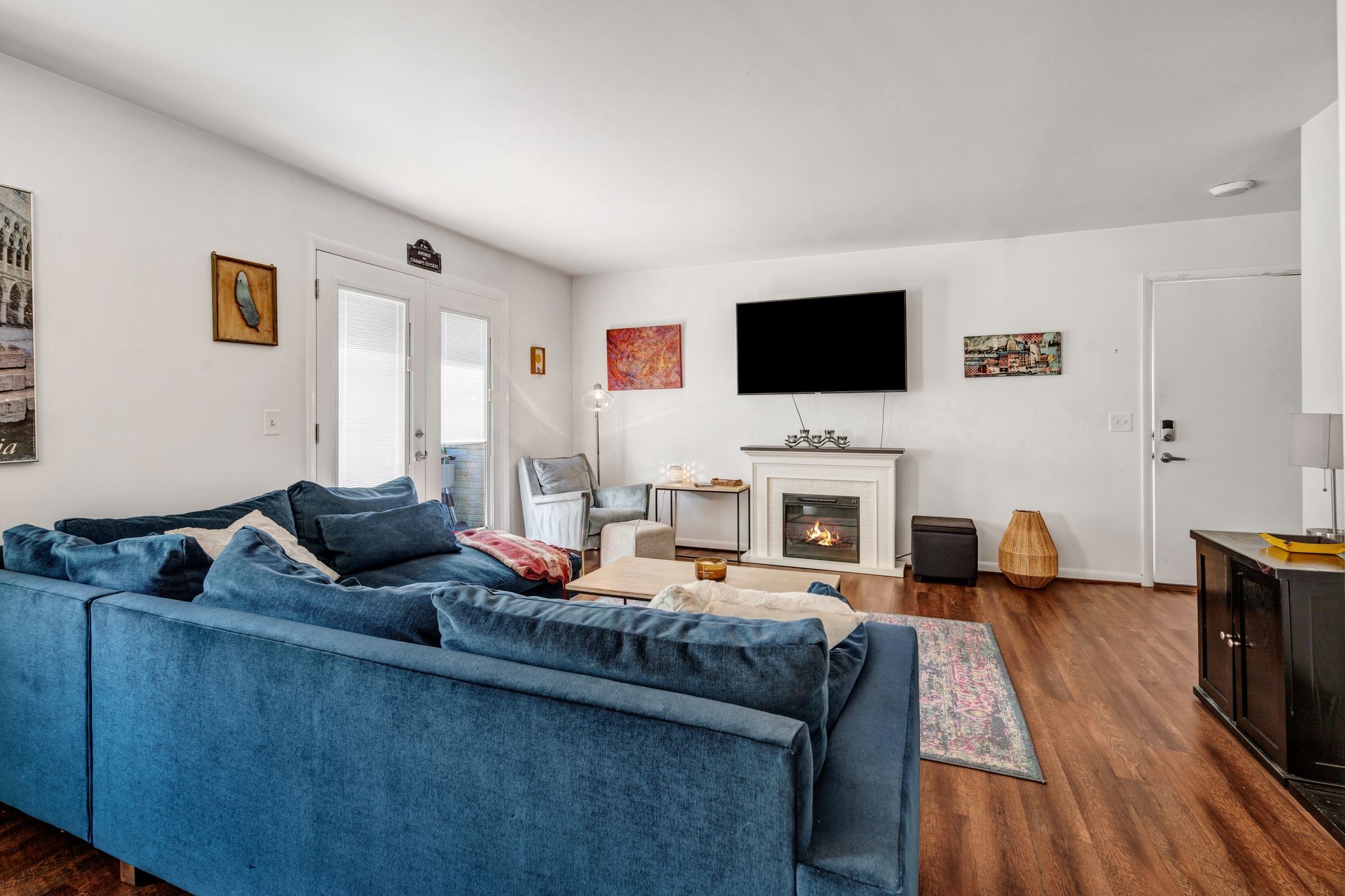 1900 Richard Jones Rd Unit: Z4