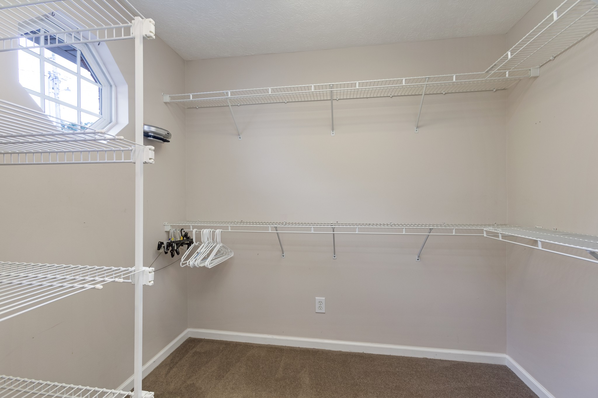 407 Goshen Rd