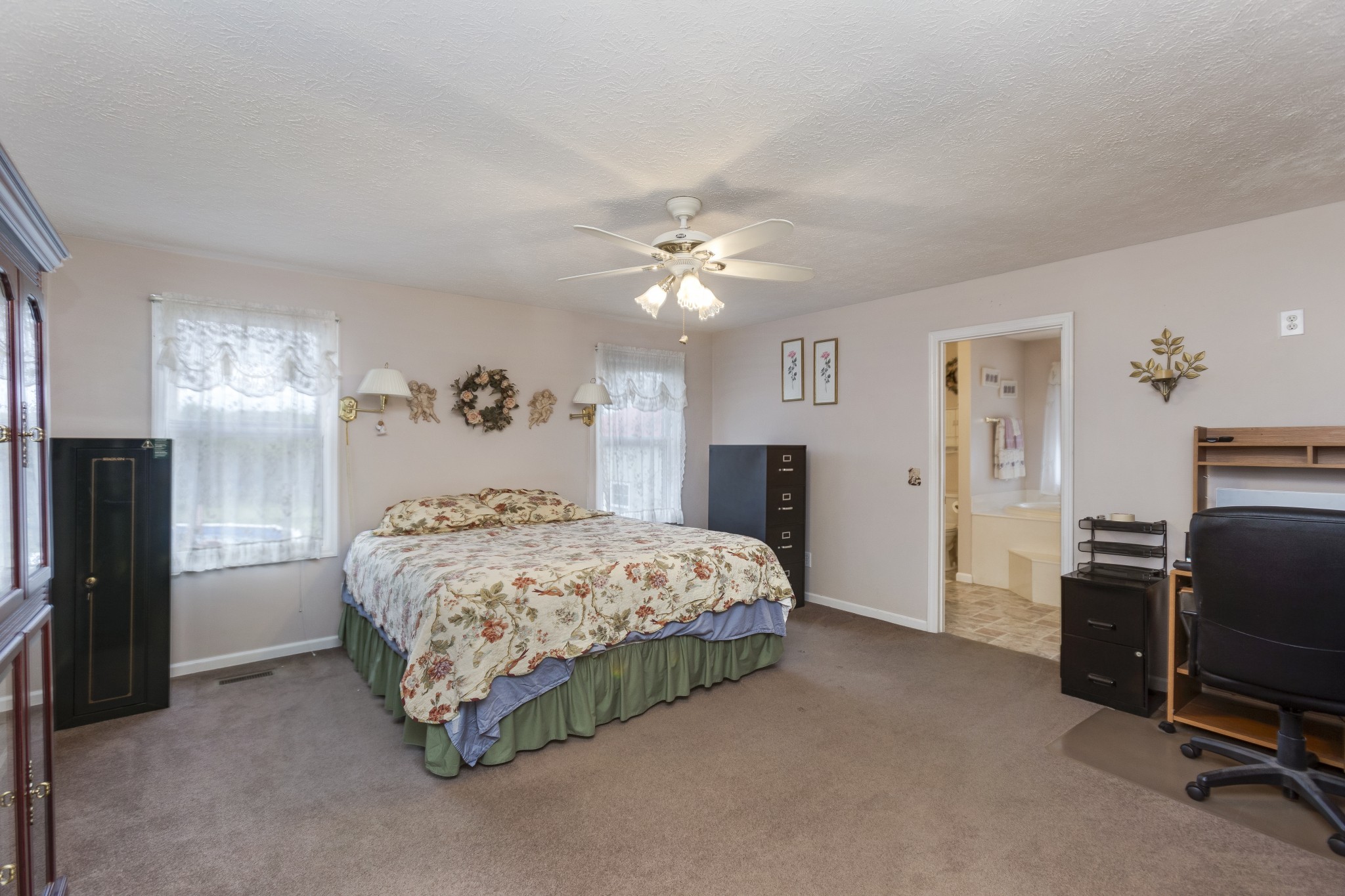 407 Goshen Rd