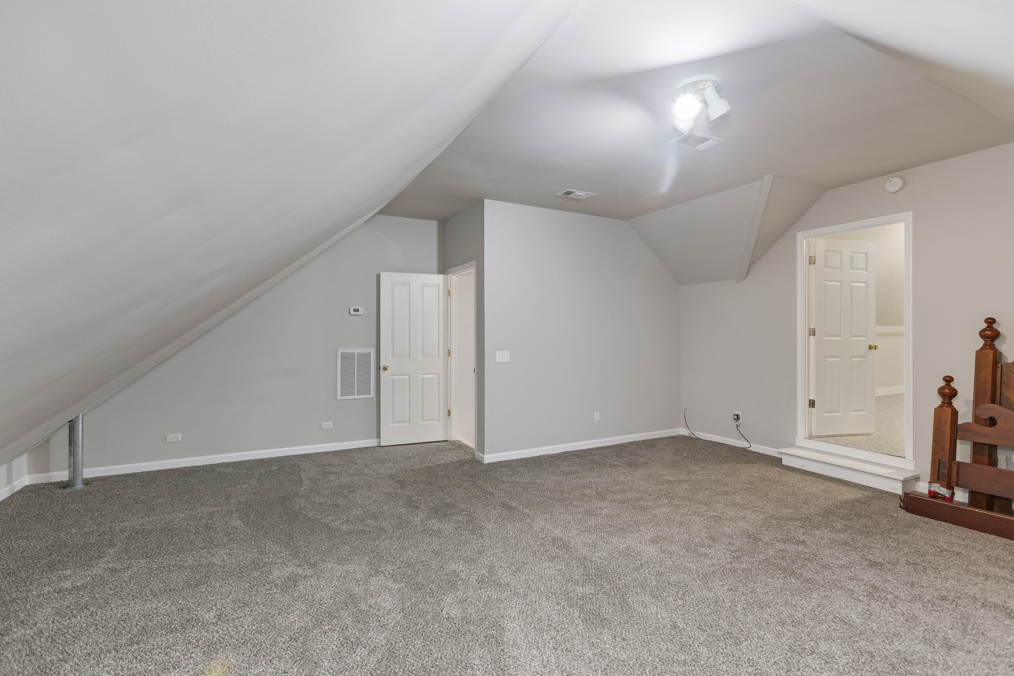 407 Goshen Rd
