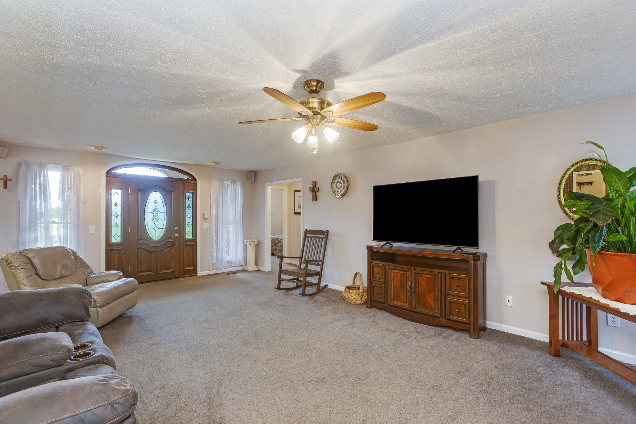 407 Goshen Rd