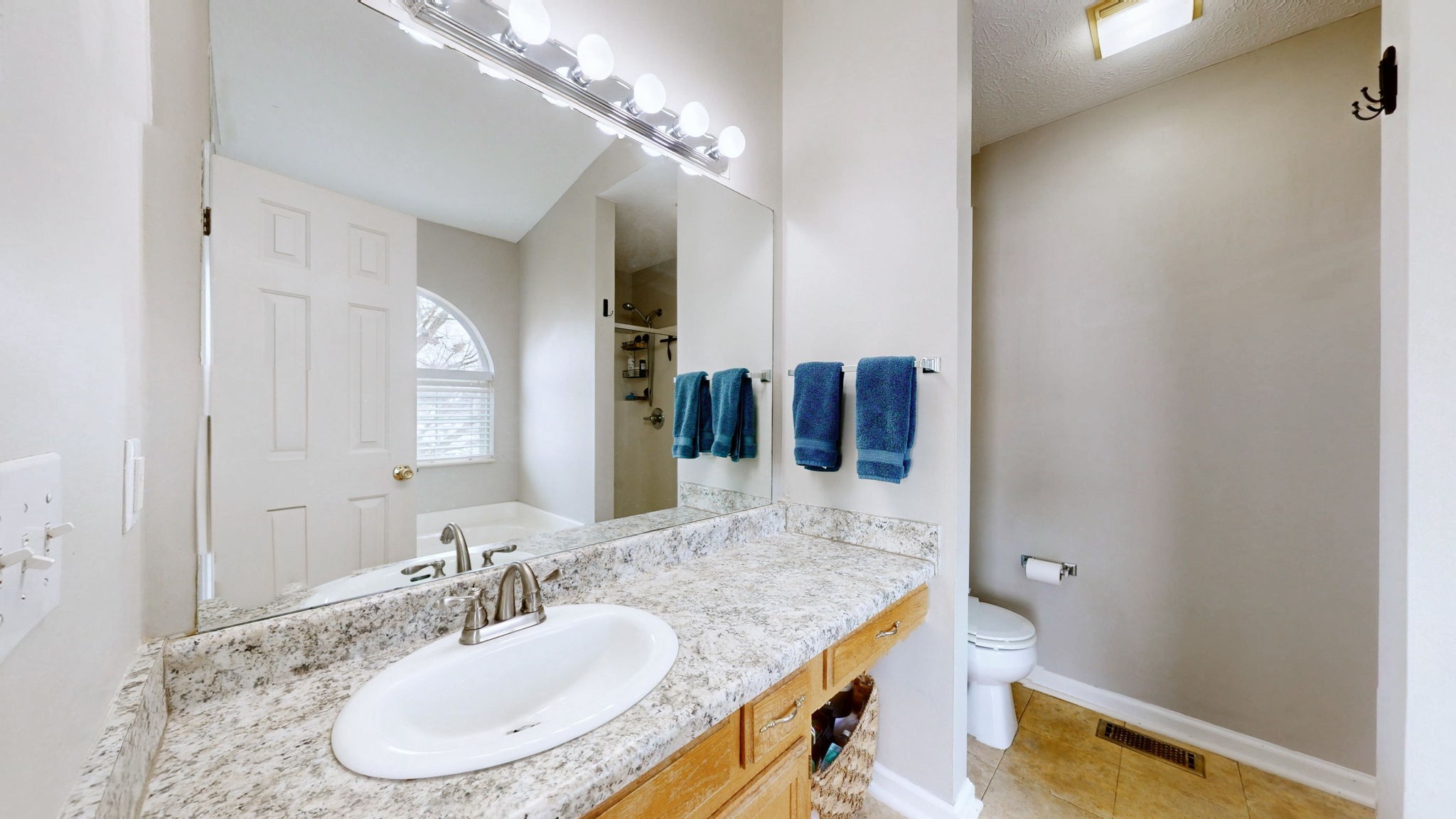 2403 Keeling Dr