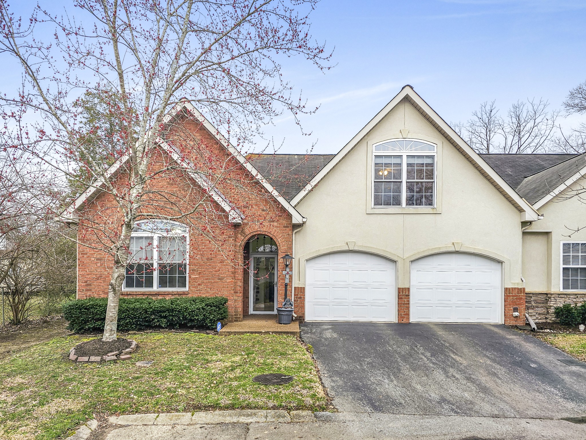 2521 Pennington Bend Rd Unit: 210