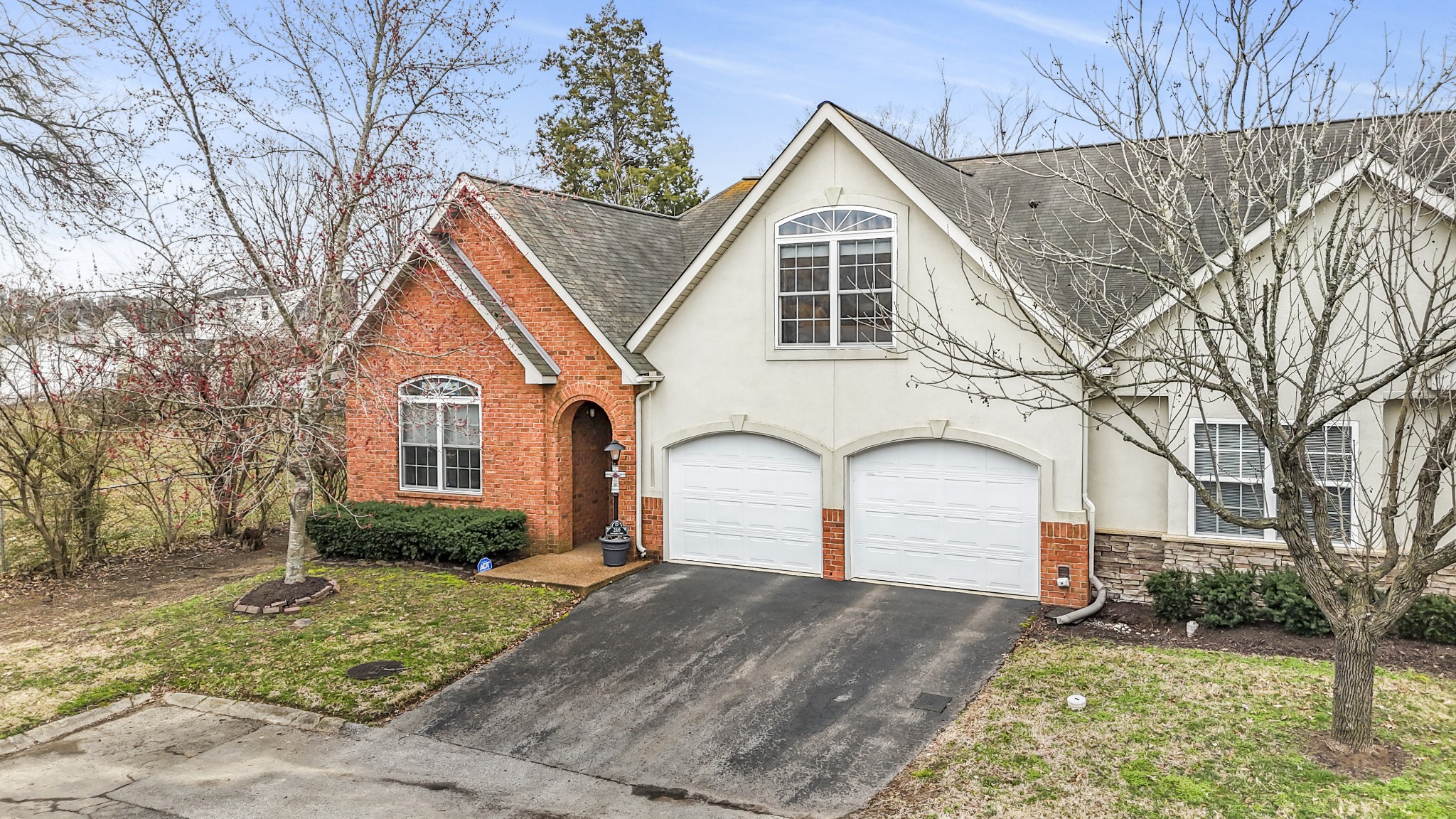 2521 Pennington Bend Rd Unit: 210