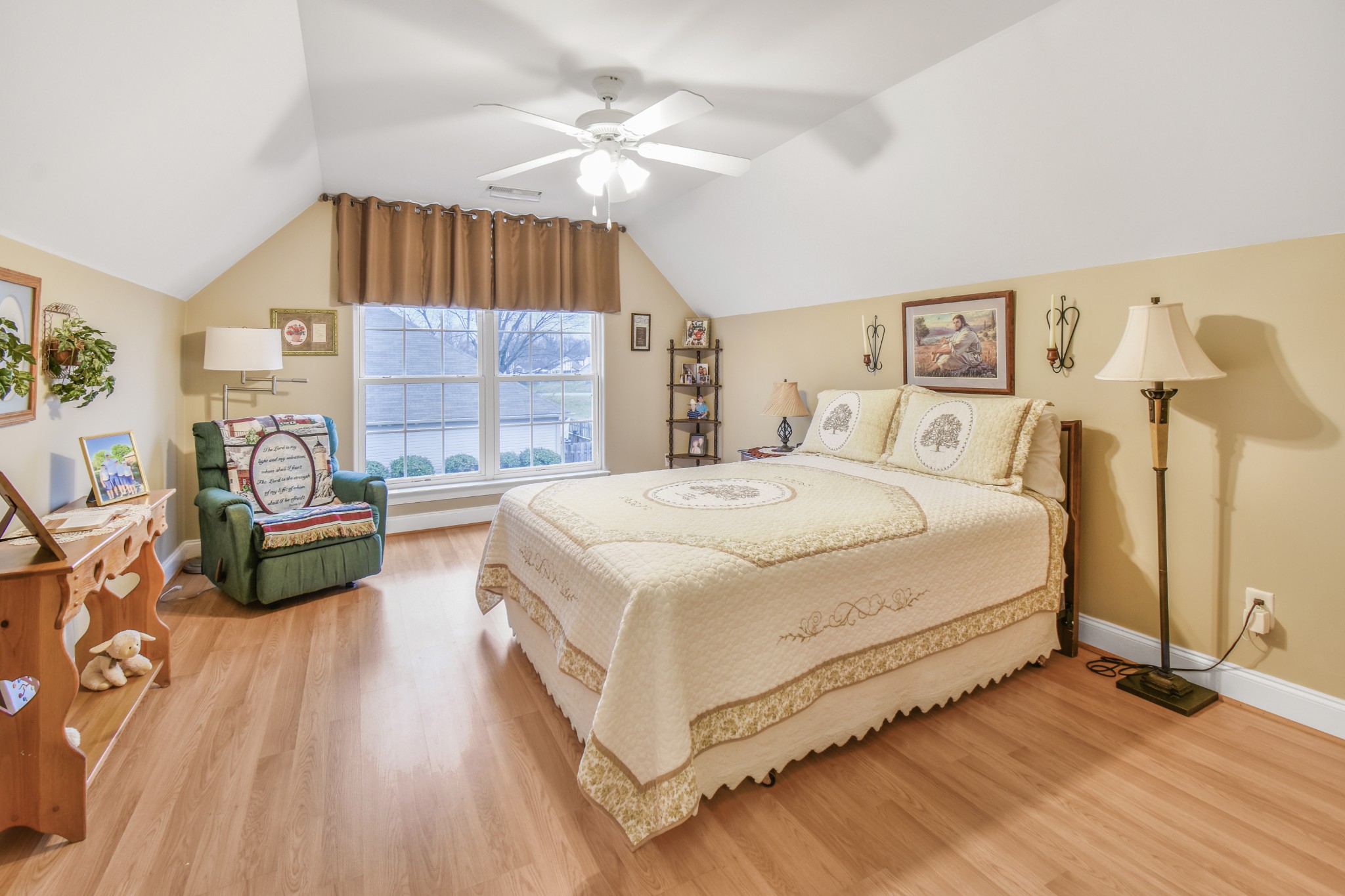 2521 Pennington Bend Rd Unit: 210
