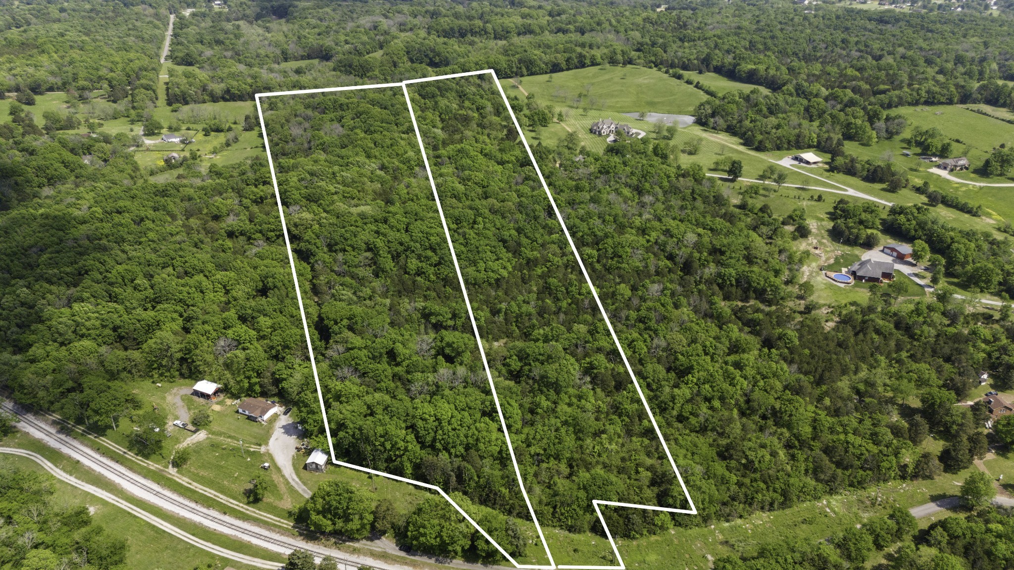 36 Farmstead Ln