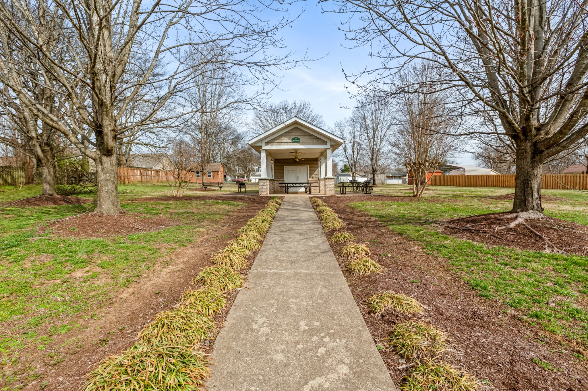 2809 Summer Hollow Ln